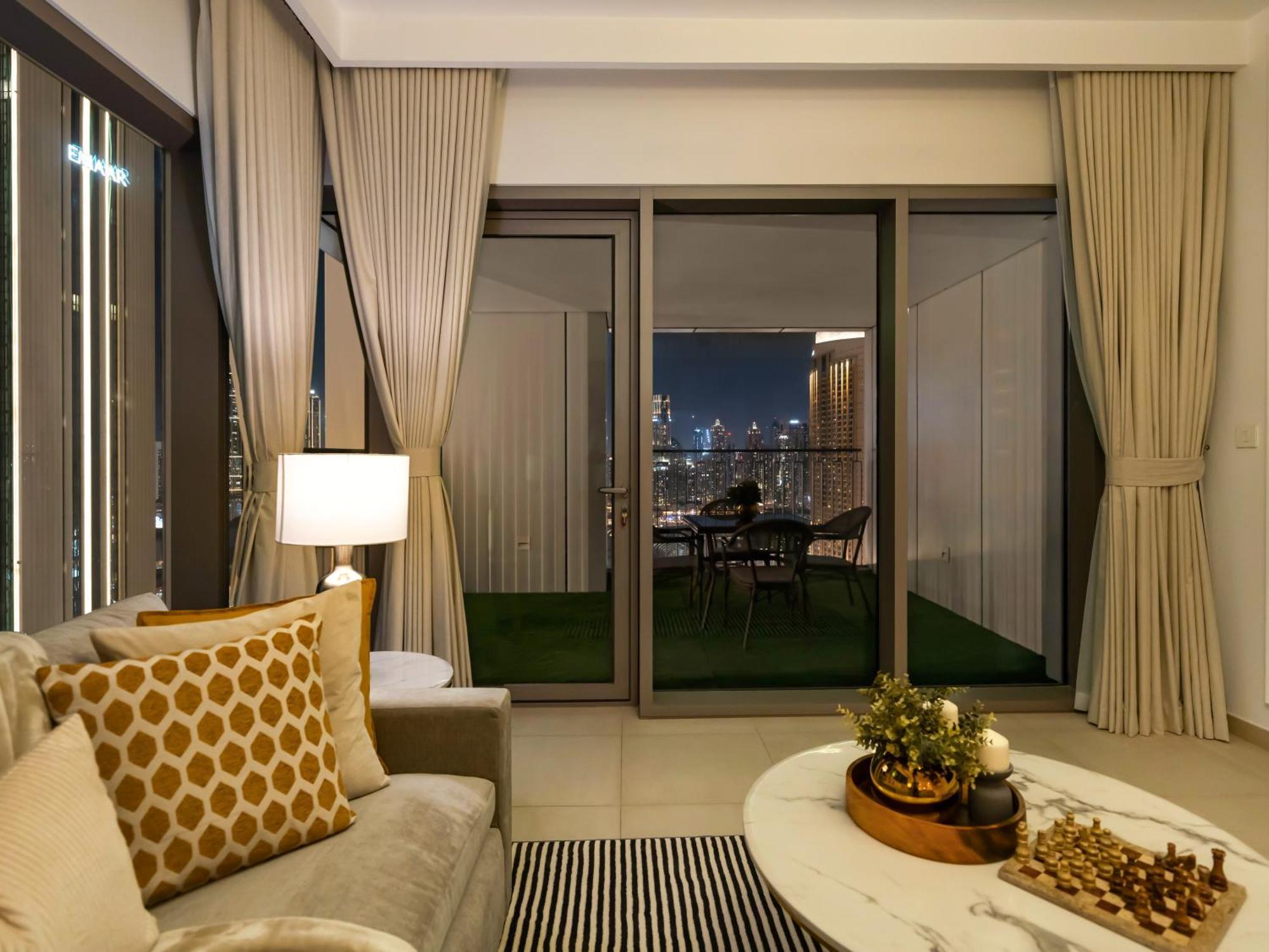 Lux 3br Maid With Burj View Mall Connect