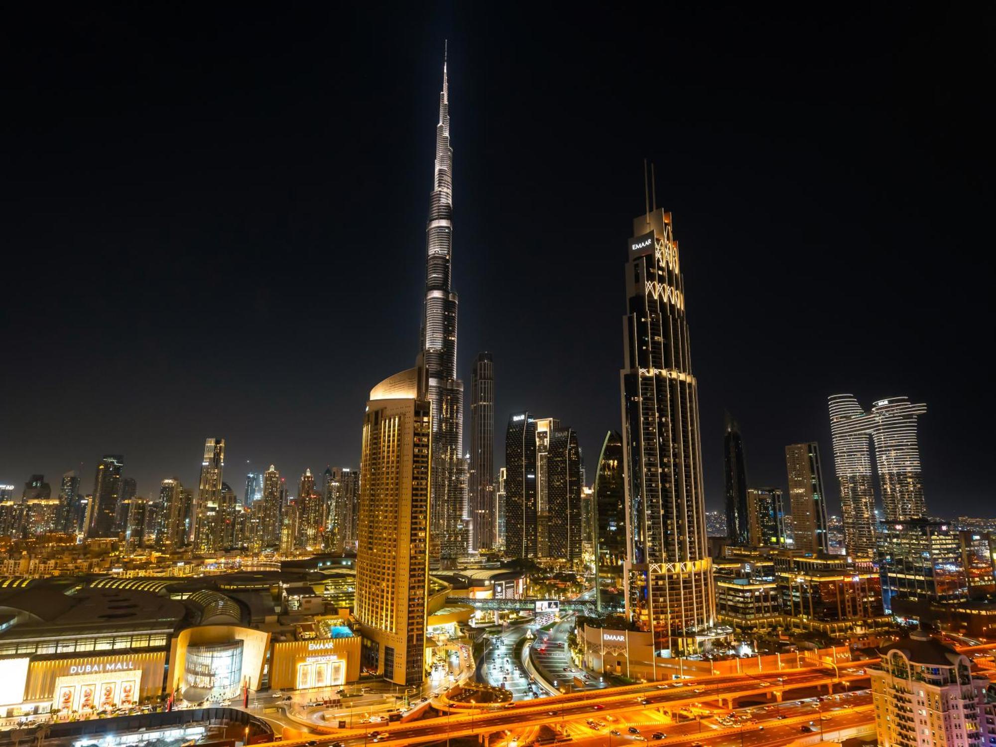 Lux 3br Maid With Burj View Mall Connect Apartment *