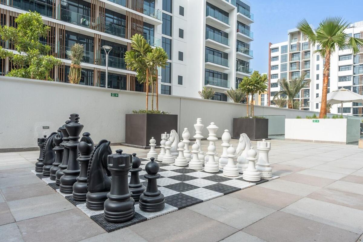 Apartment Gorgeous In Meydan Perfect For Dubai