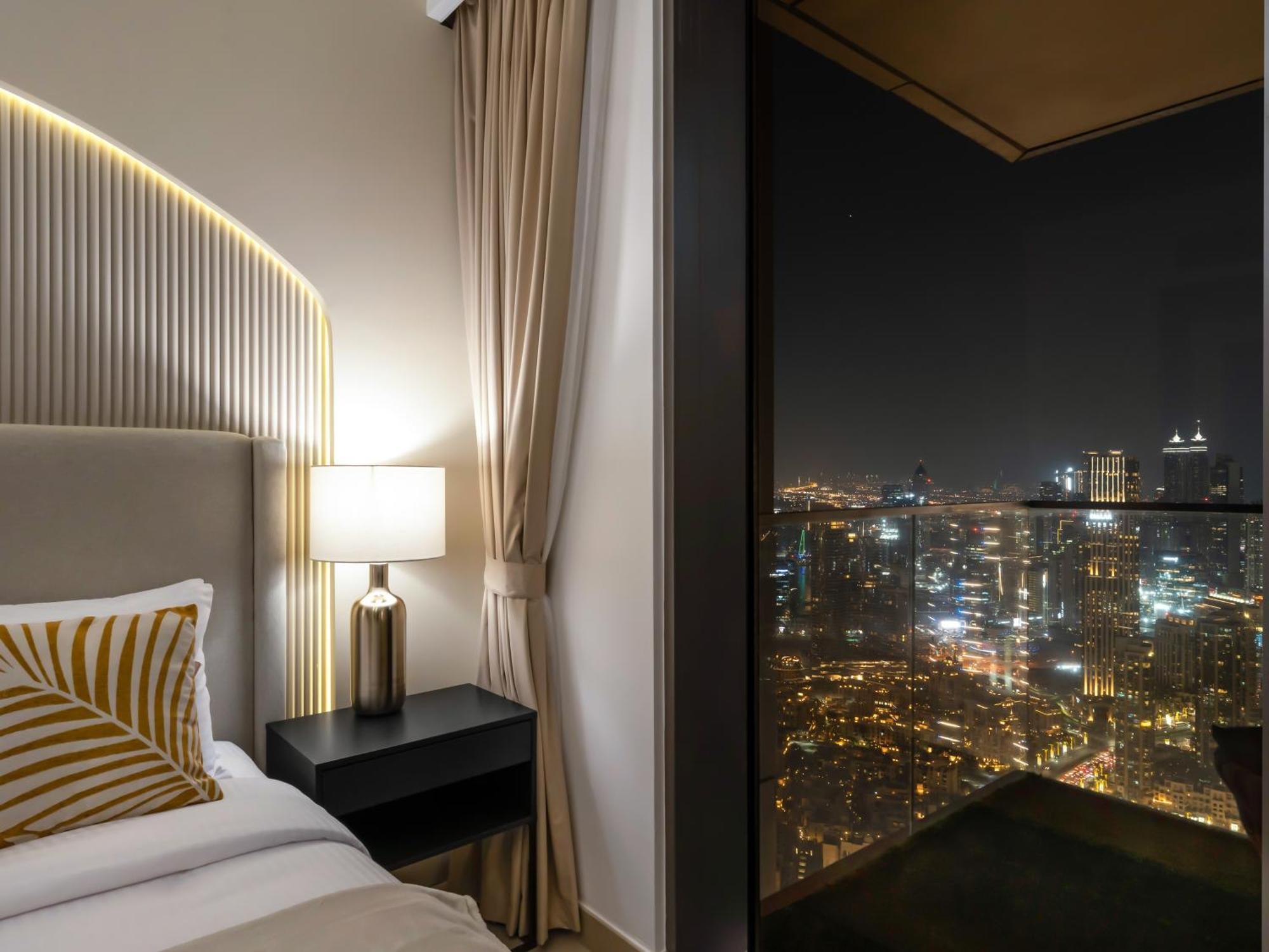 Stunning 2br-burj View -connected To Mall *