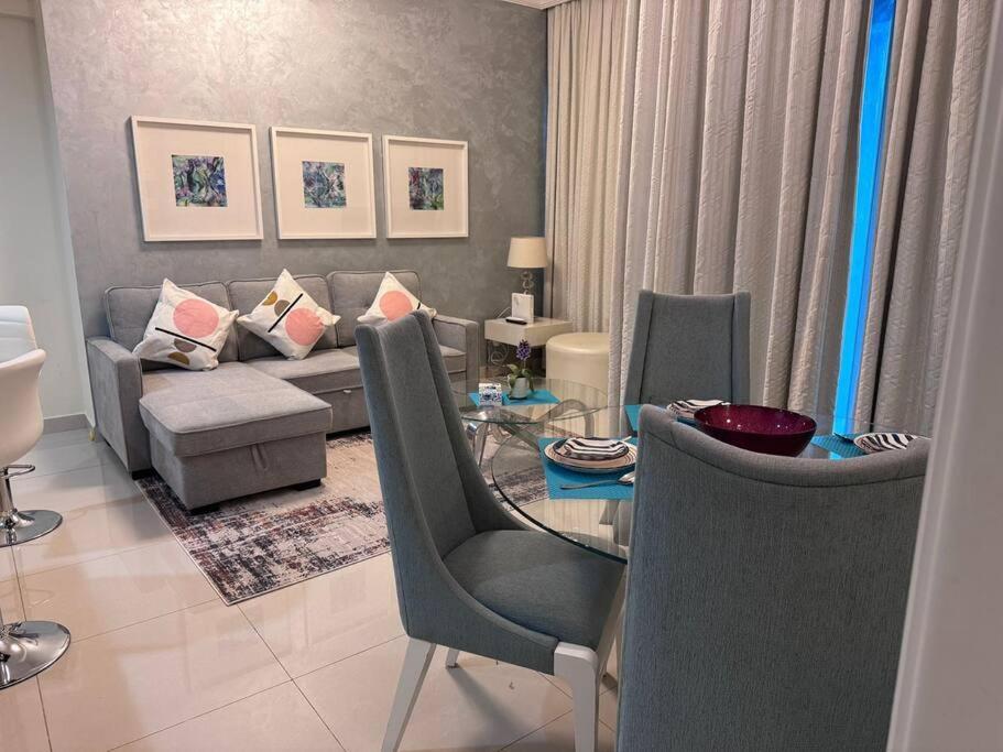Royal Sky By Damac Maison Mall Street Daire