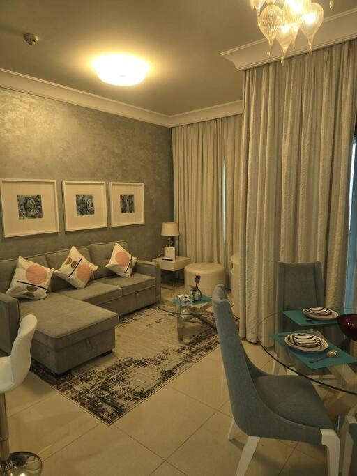 Daire Royal Sky By Damac Maison Mall Street Dubai
