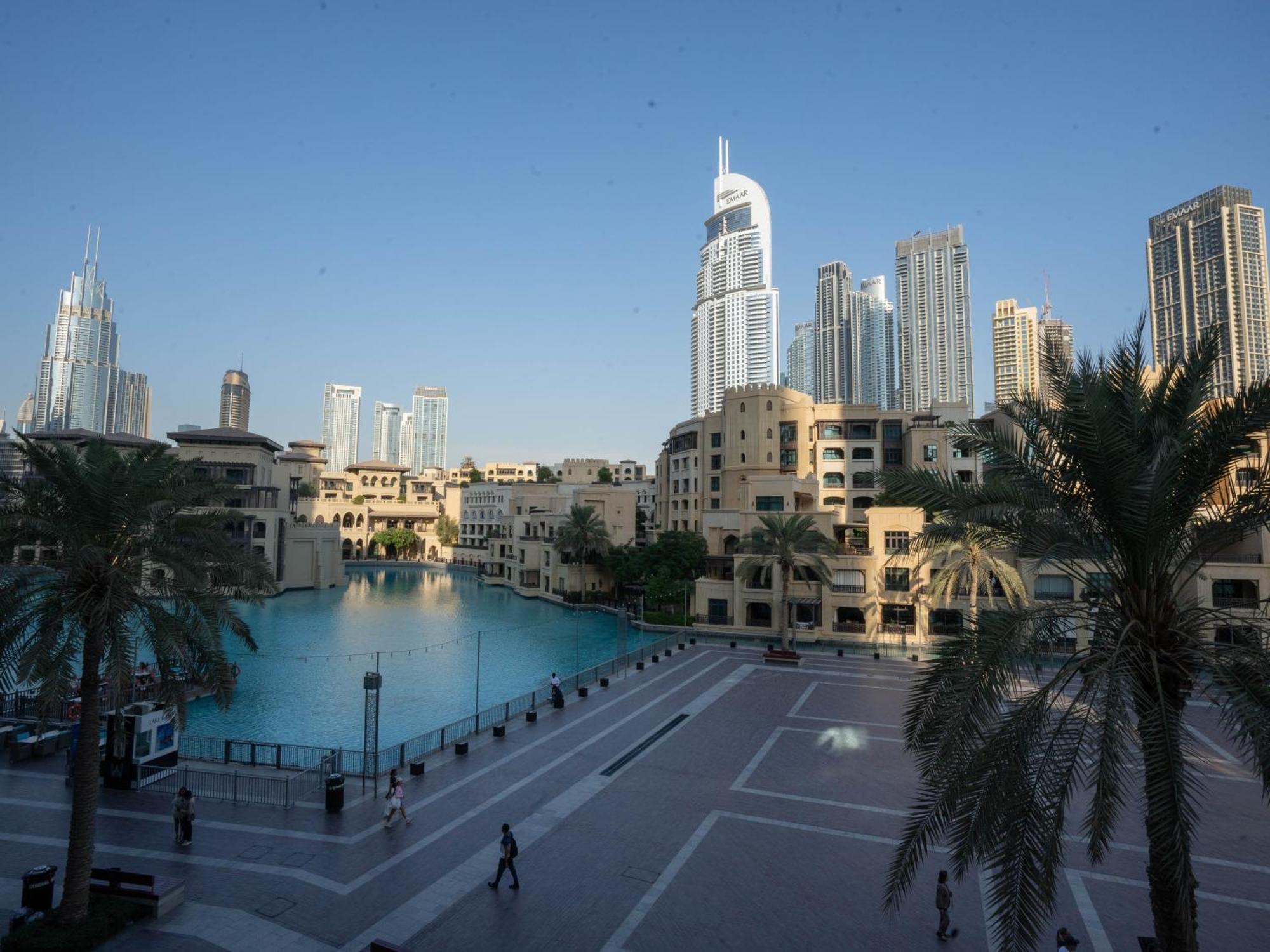 Holidays R Us 3 Bedroom Premium Location Dubai