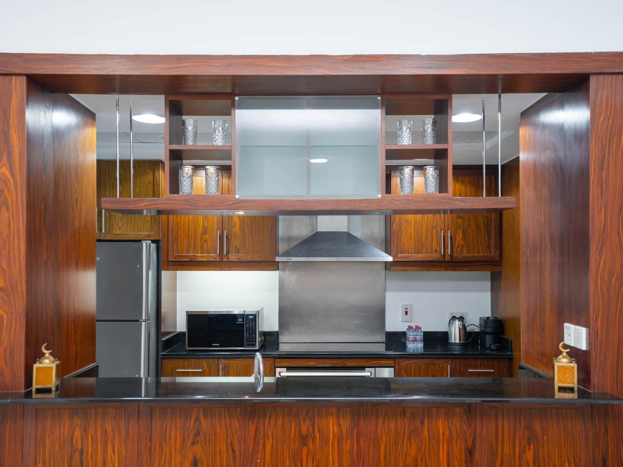 Holidays R Us 3 Bedroom Premium Location Apartment