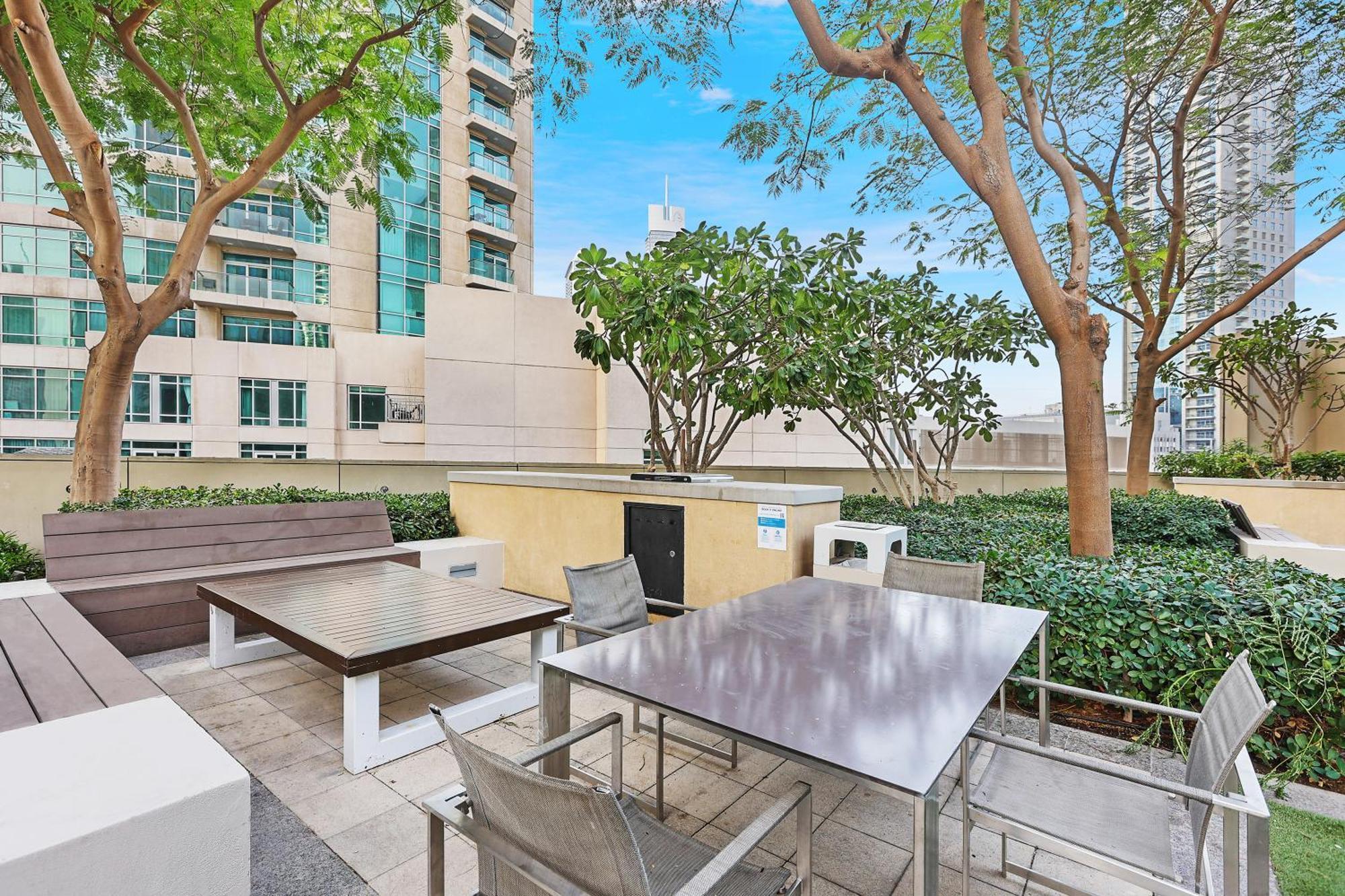 First Class 2br With Full Skyline & Sea View * Dubai