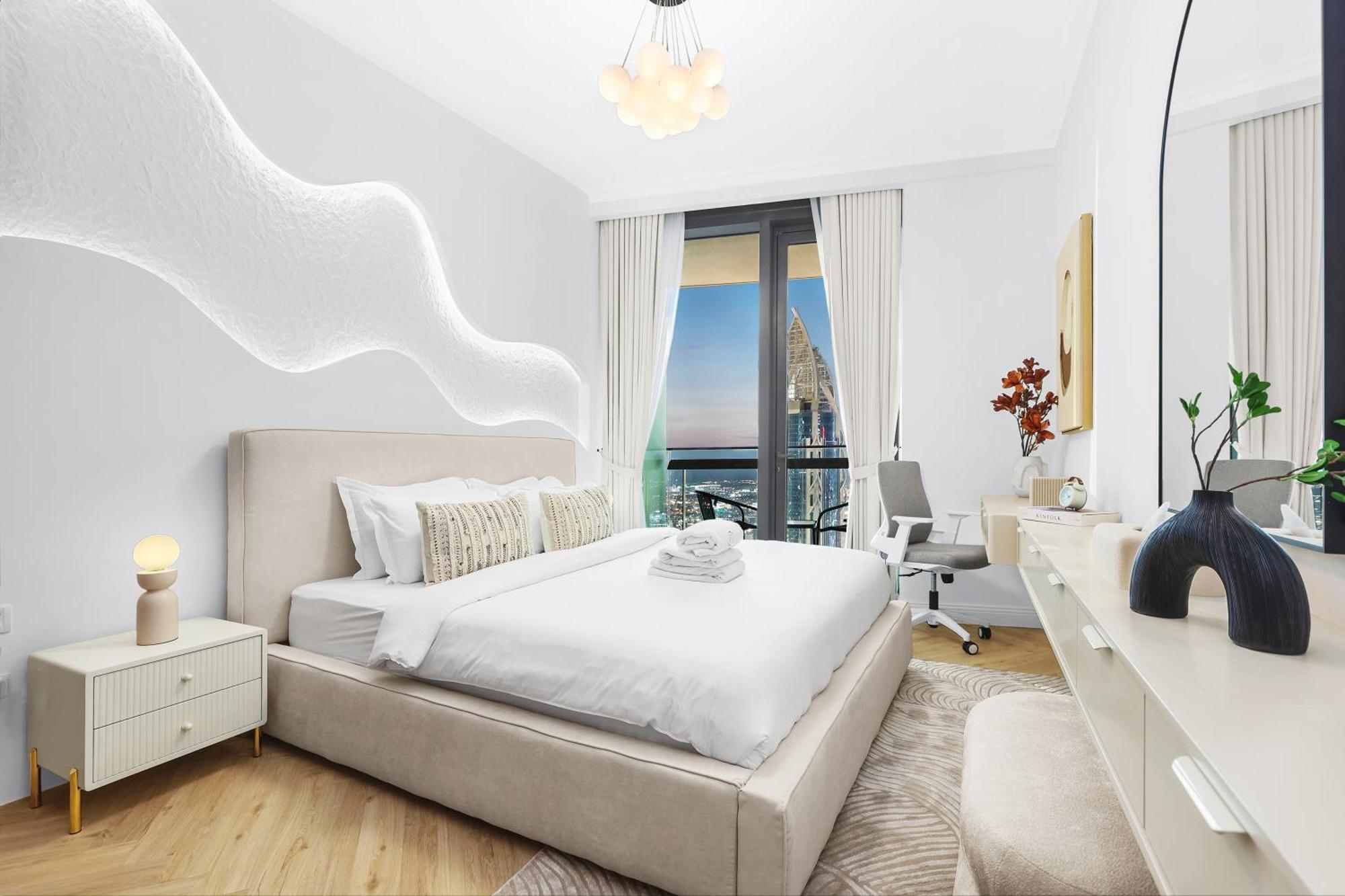 First Class 2br With Full Skyline & Sea View * Dubai