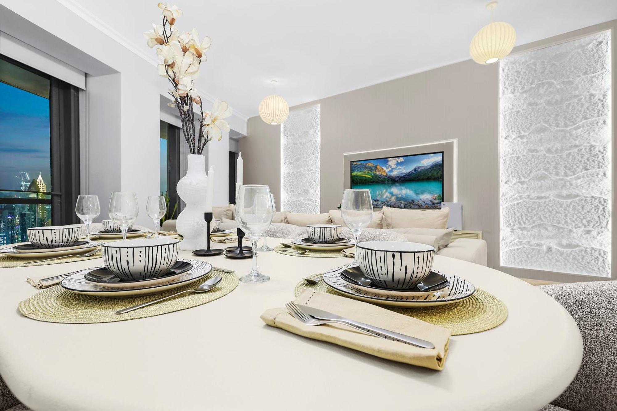 First Class 2br With Full Skyline & Sea View
