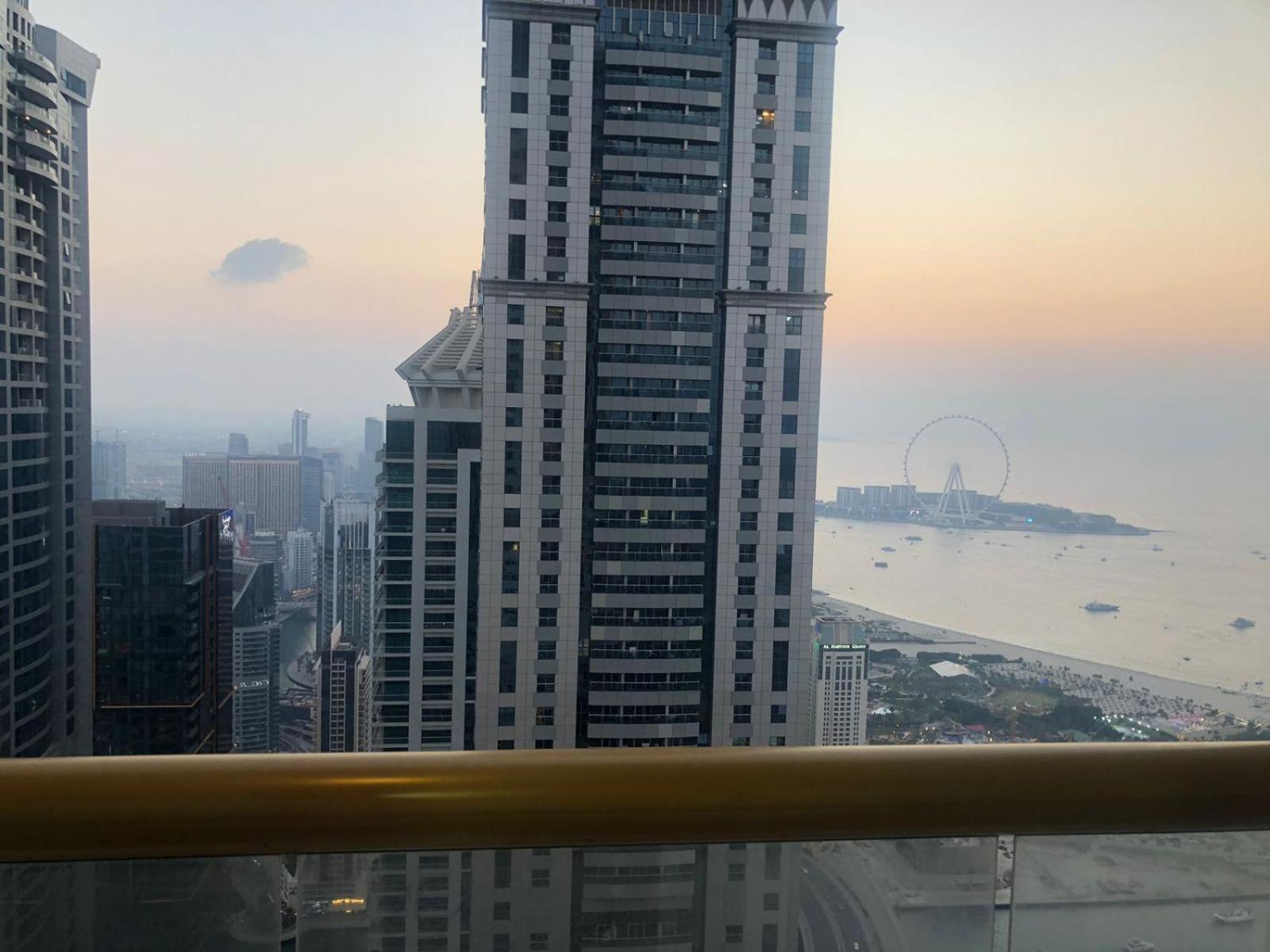 Ensuite In Coliving In Marina
