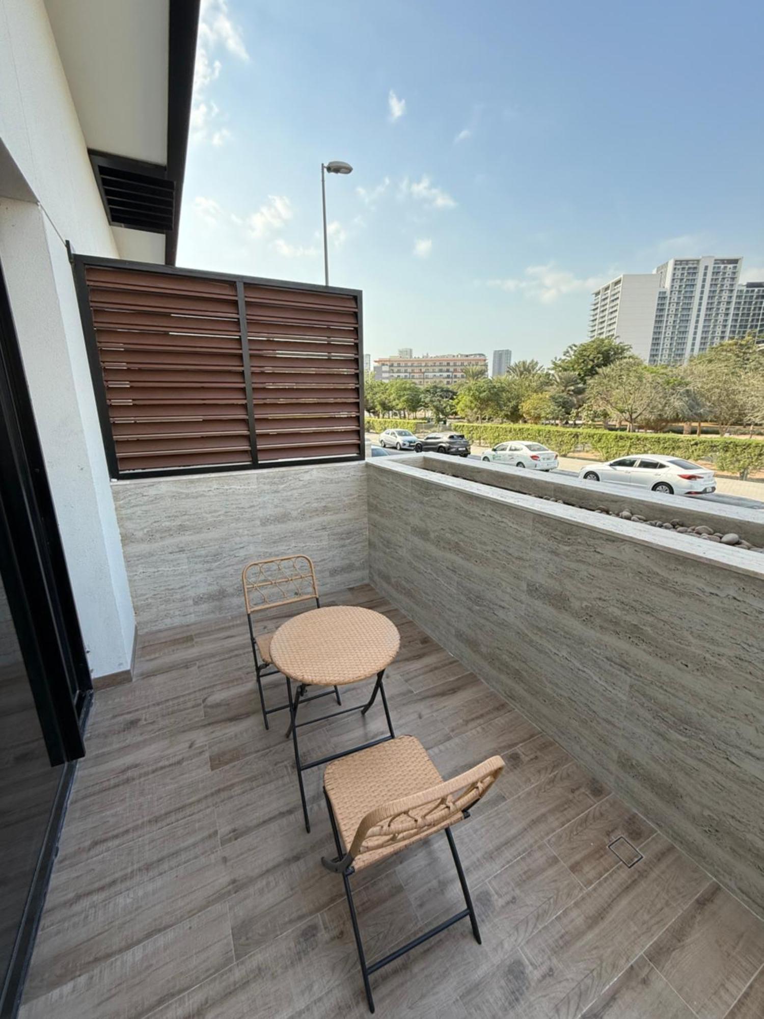 Stunning New Loft In Jvc *