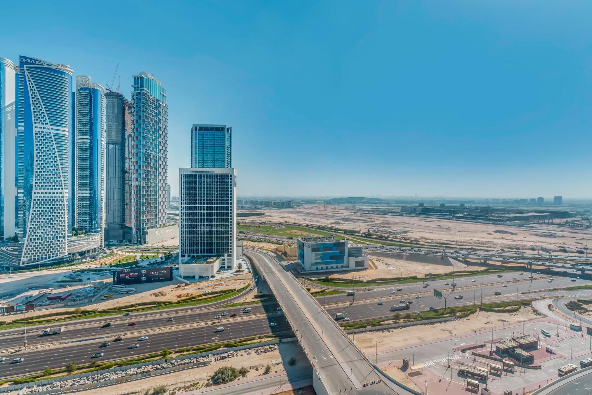 Waves - Modern With Balcony In Business Bay * Dubai