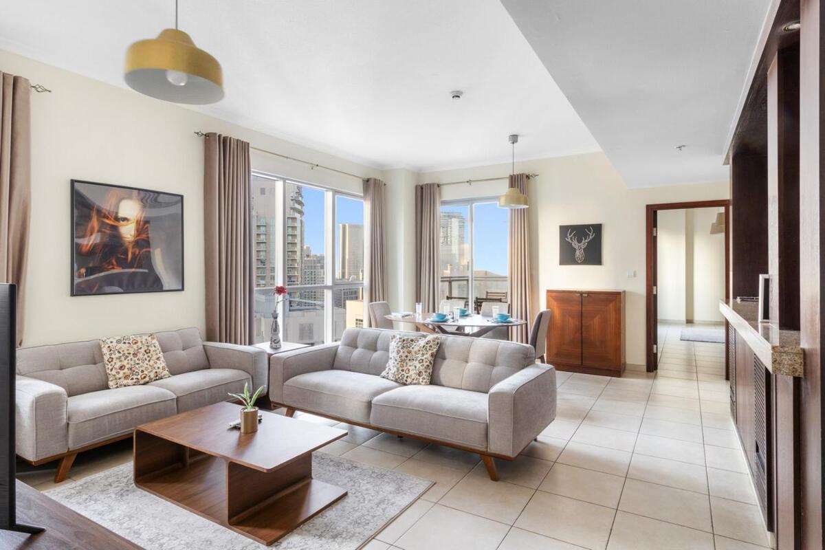 First Class 2br Burj Khalifa & Fountain View Apartment
