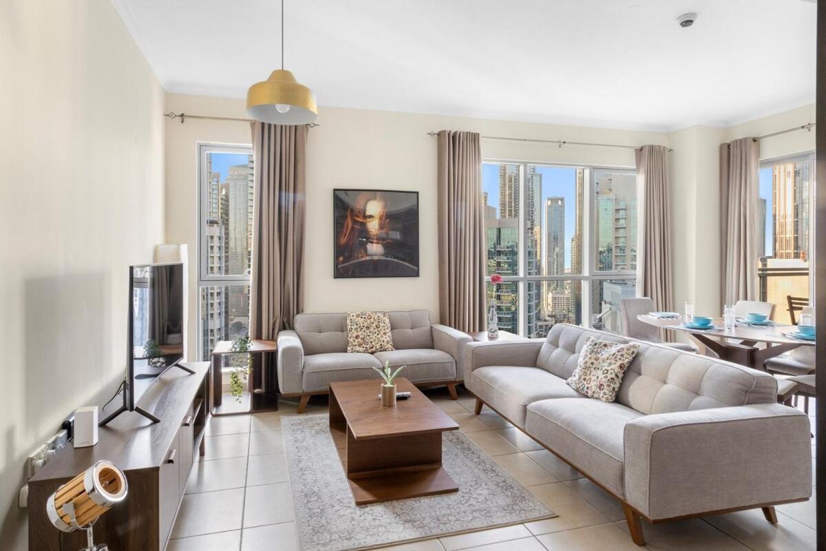 First Class 2br Burj Khalifa & Fountain View Apartment