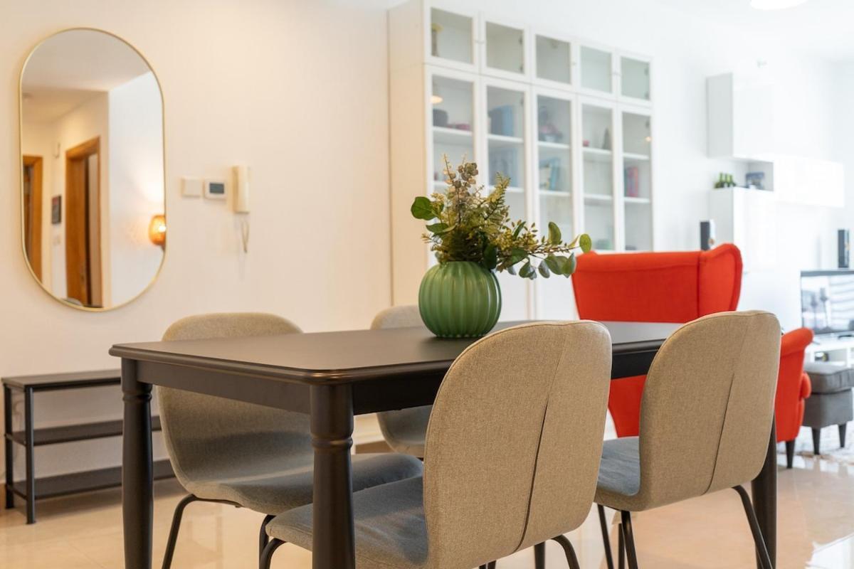 Apartment Cozy 1-bedroom Perfect For Couple In Marina