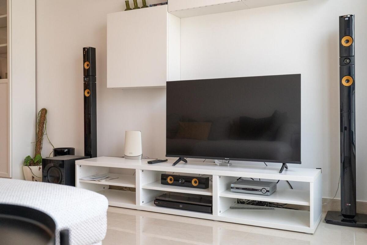 Cozy 1-bedroom Perfect For Couple In Marina Apartment Dubai