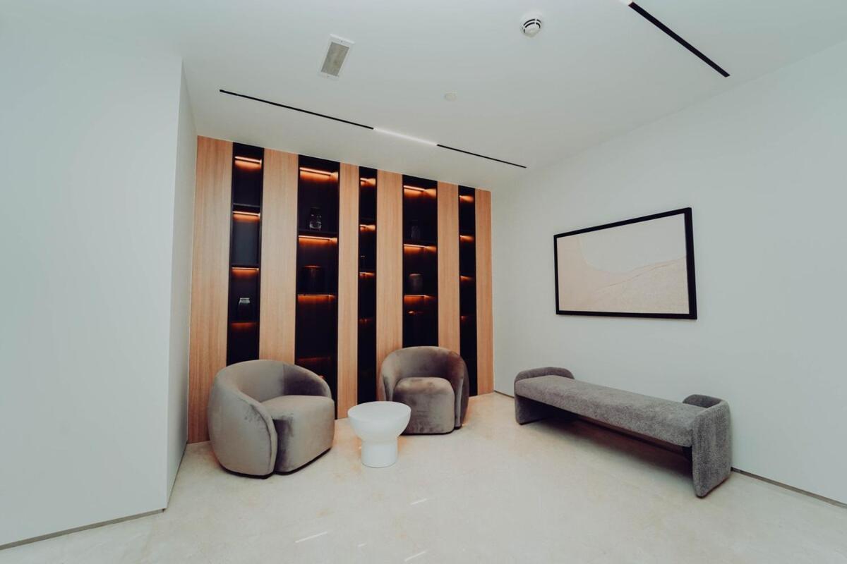 Elegant Downtown 5 Minute Walk To Burj Khalifa & Mall Dubai