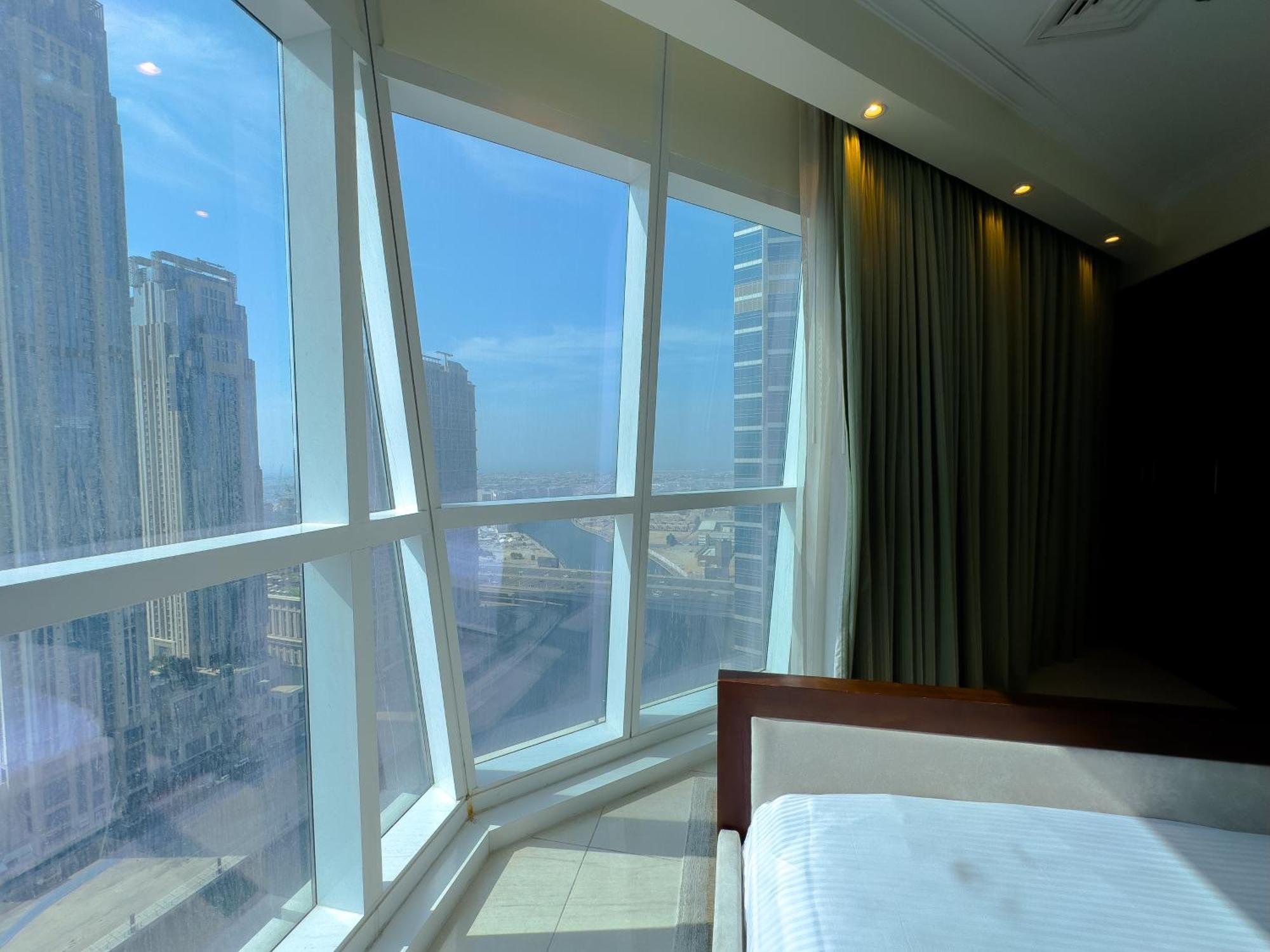 Apartment 1bhk In Business Bay Near Metro Dubai