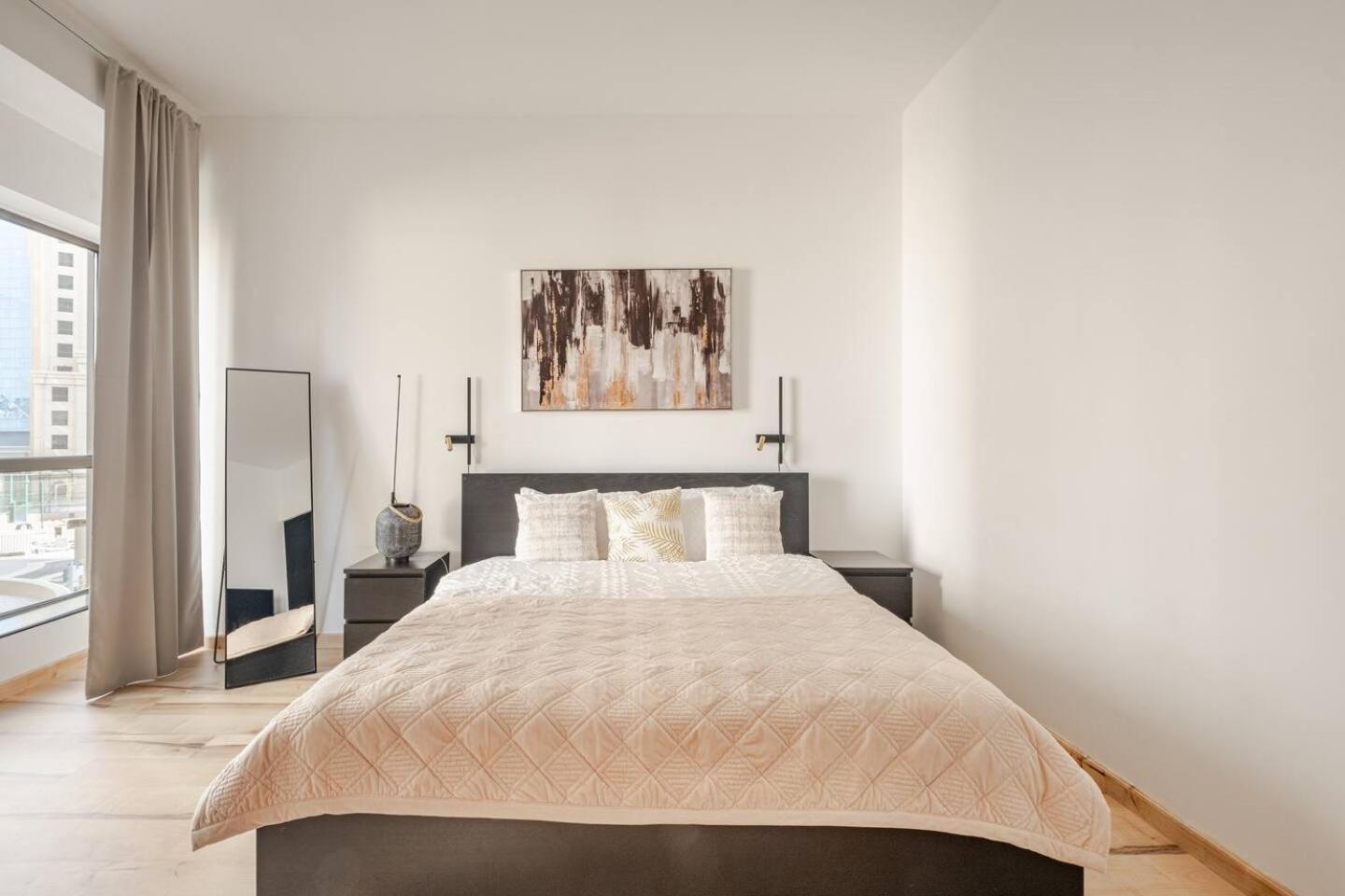 Stylish Beachside 3 Beds In Jbr