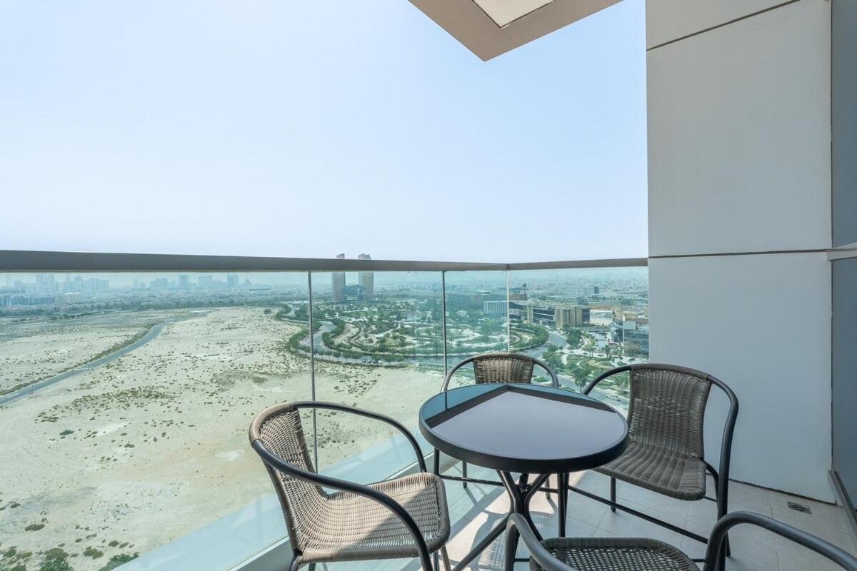 Apartamento Bright And Warm 2-bedroom In Al Barsha