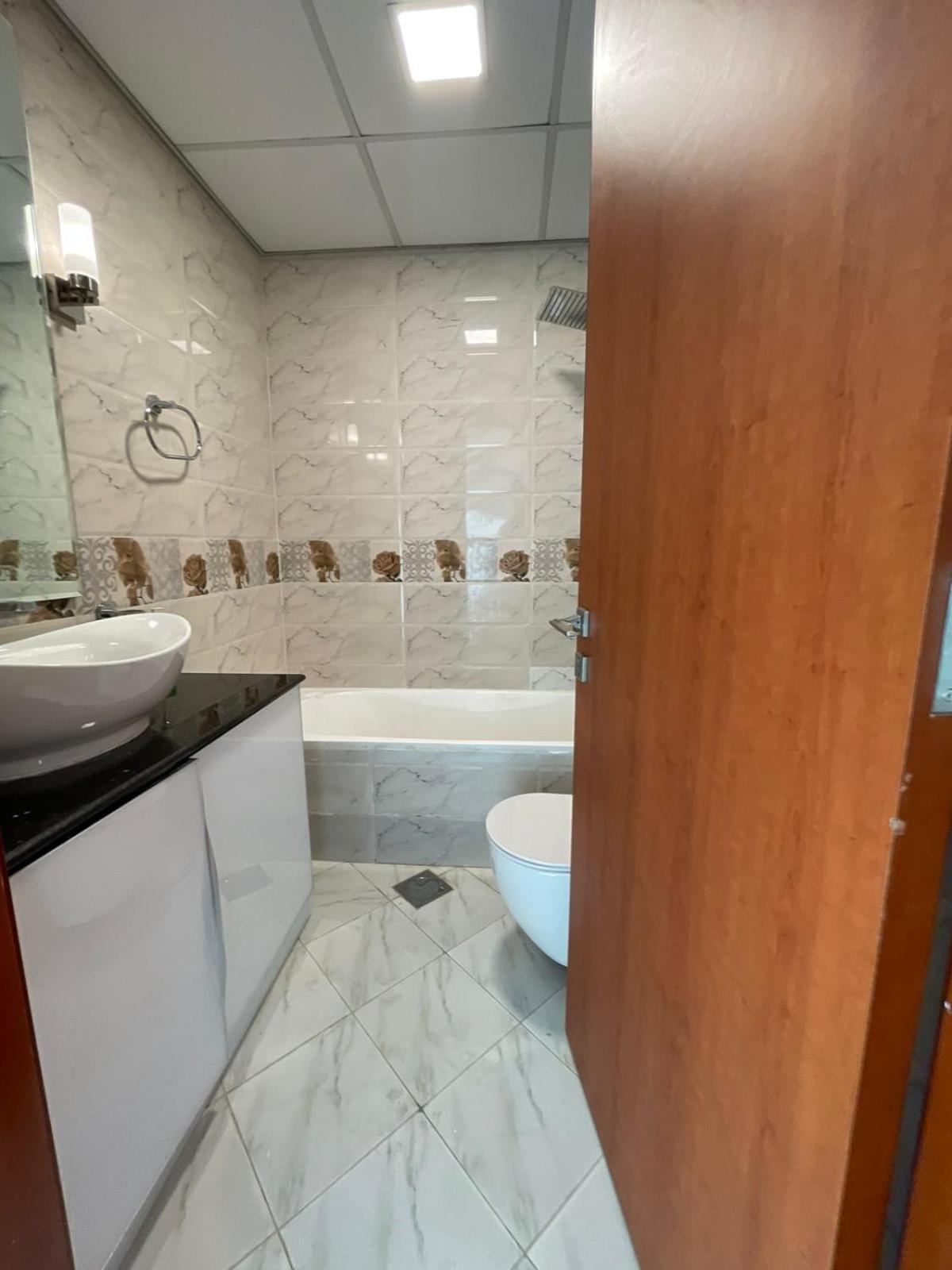 In Jumeriah Village Triangle District 2 Apartment Dubai