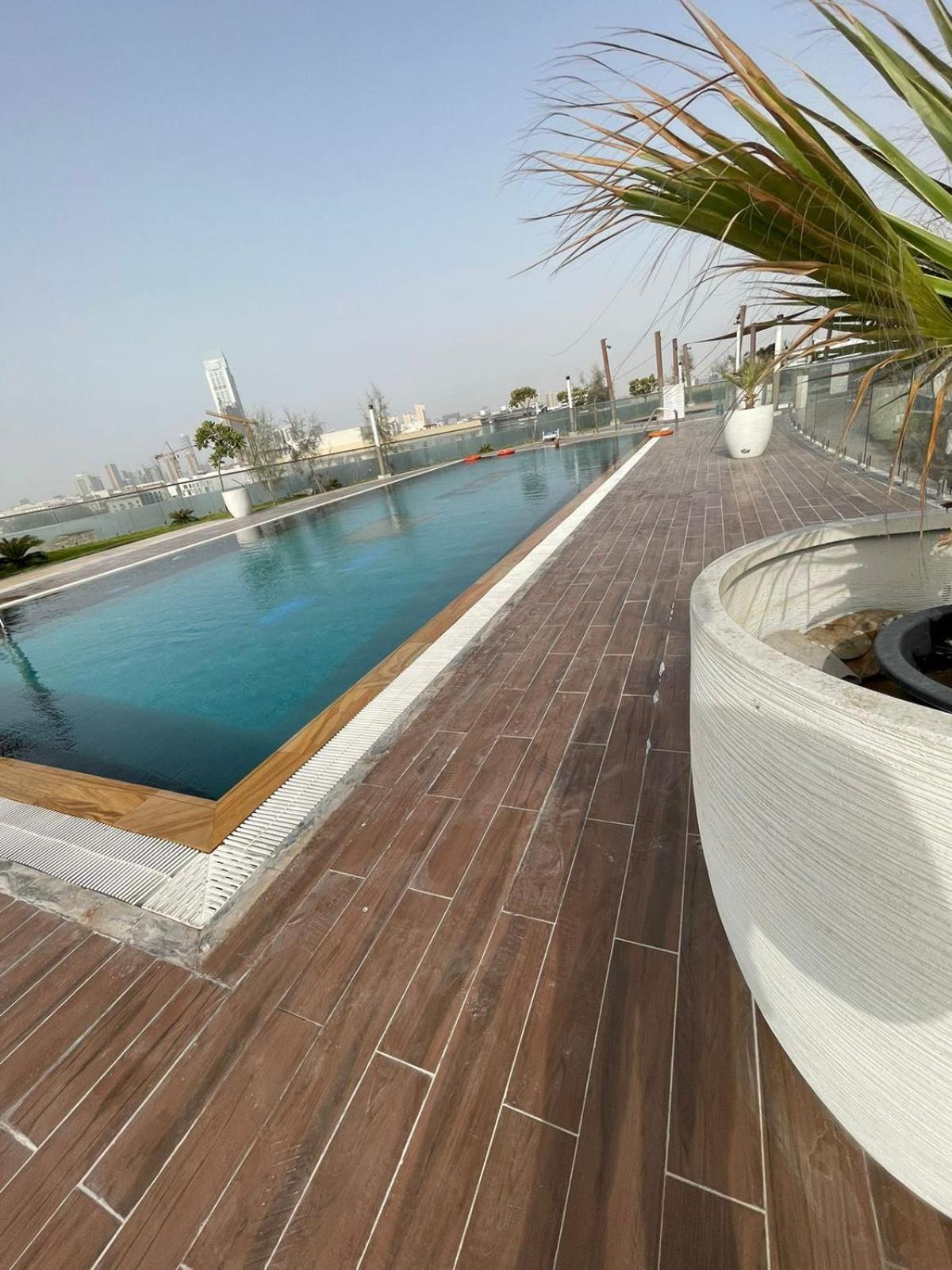 Apartment In Jumeriah Village Triangle District 2