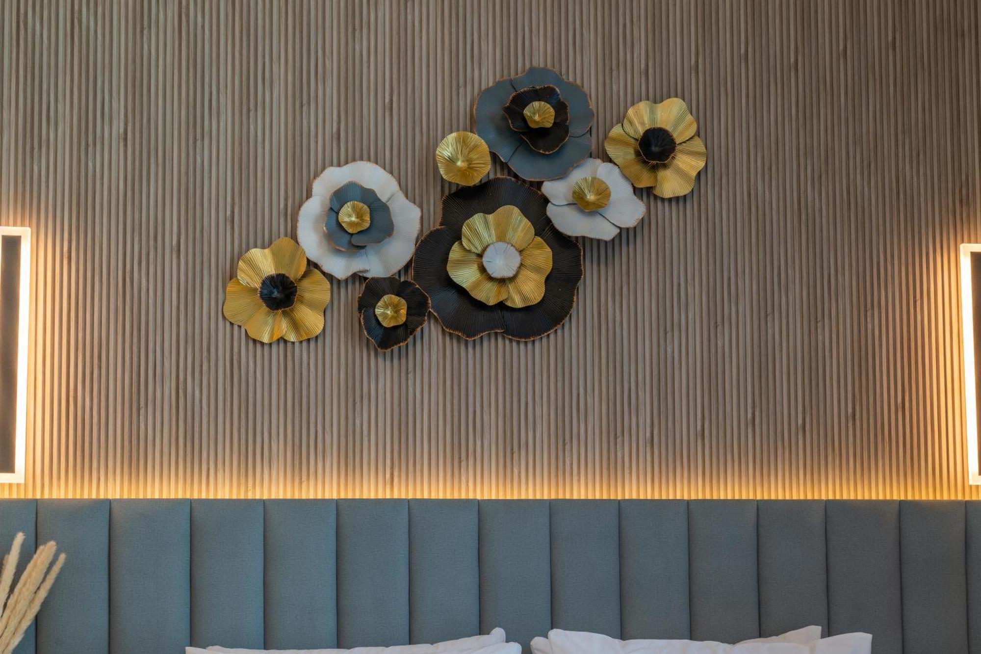 Luxury In Center, District One Dubai