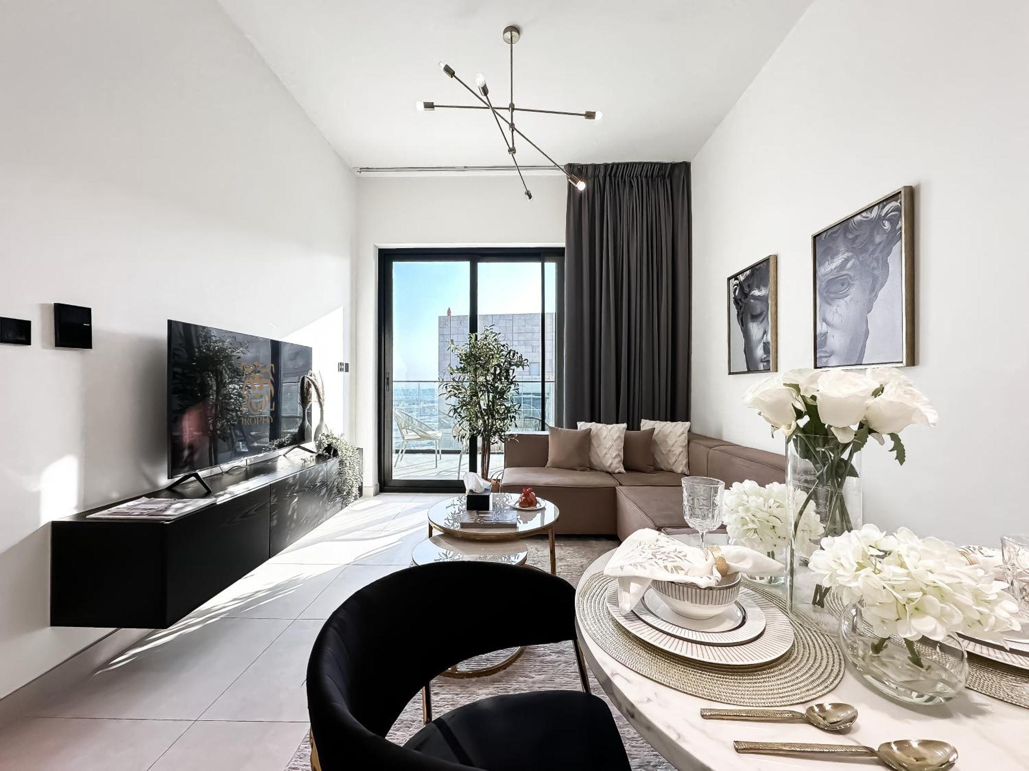 Trophy Sunny Honey Canal View & Infinty Pool * Dubai