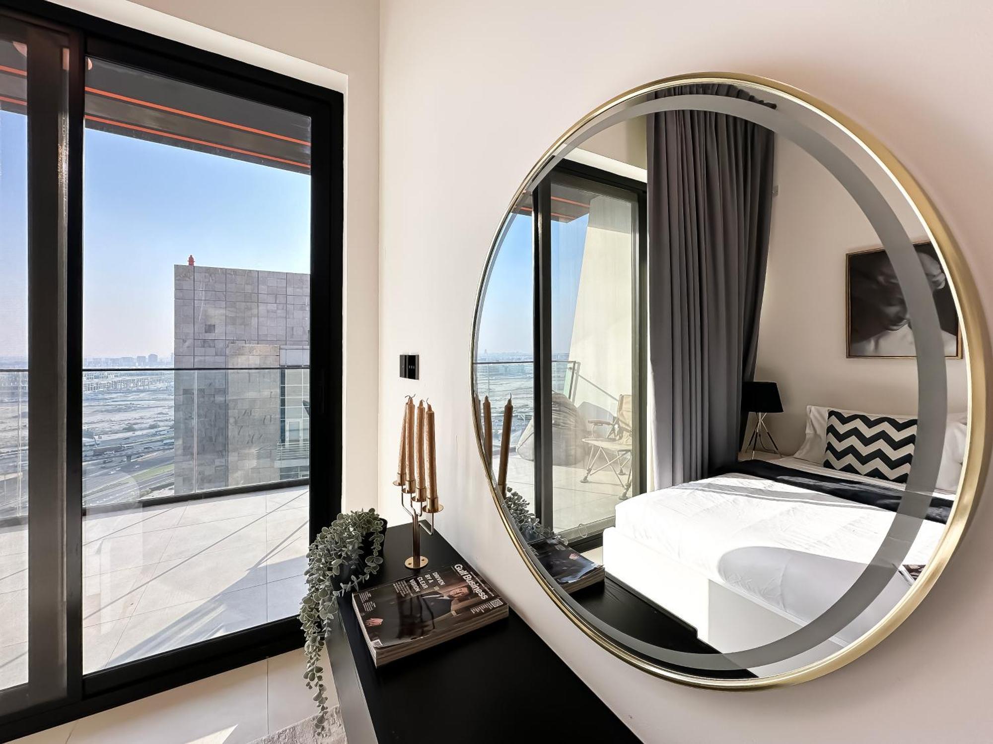 Apartment Trophy Sunny Honey Canal View & Infinty Pool *