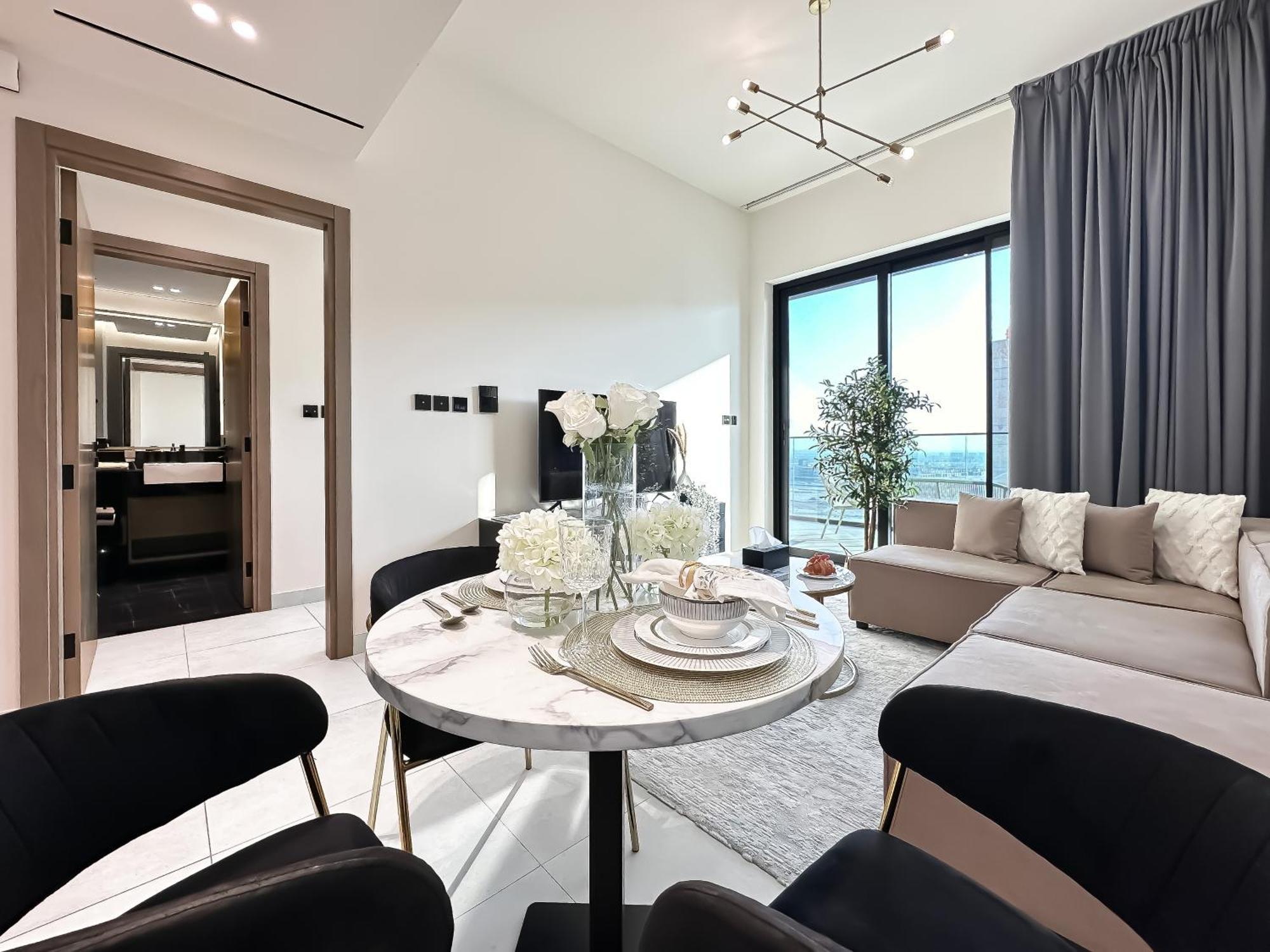 Trophy Sunny Honey Canal View & Infinty Pool Apartment Dubai