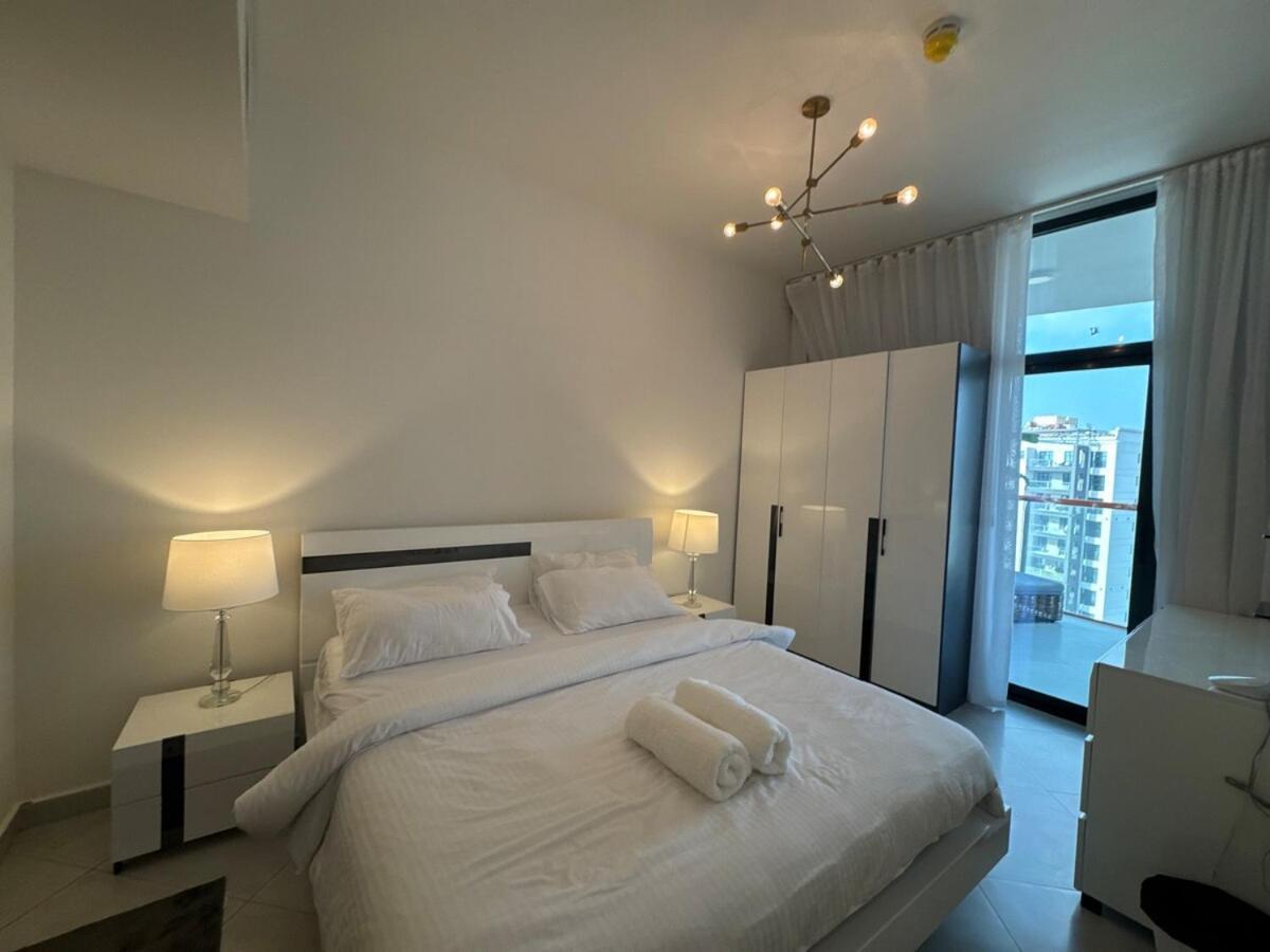 Ashri Hh Elegant Apr In Binghatti Avenue Jaddaf Dubai