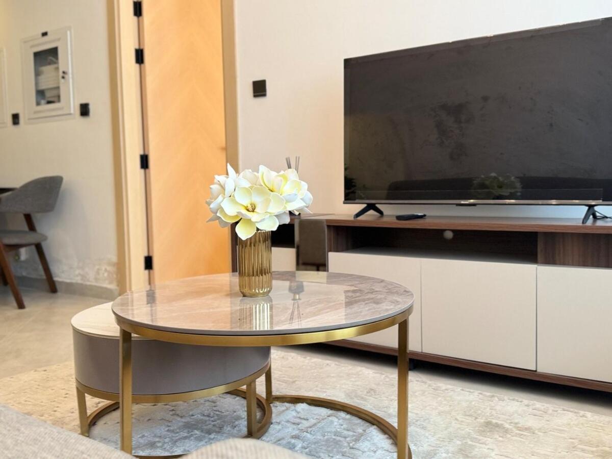 Ashri Hh Elegant Apr In Binghatti Avenue Jaddaf Dubai