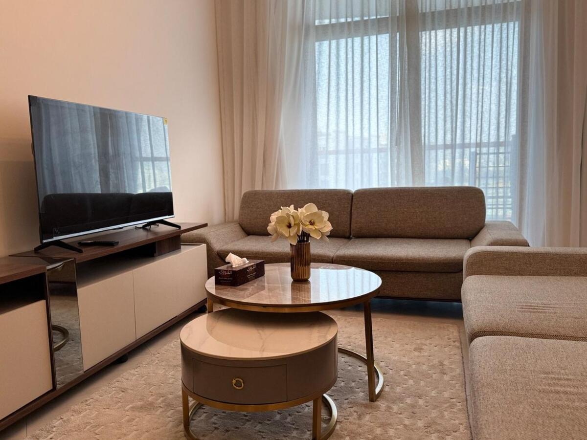 Ashri Hh Elegant Apr In Binghatti Avenue Jaddaf Apartment Dubai