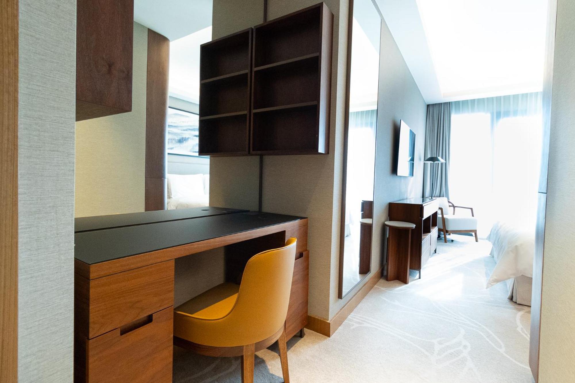 Address Residences Opera At Downtown Apartment *
