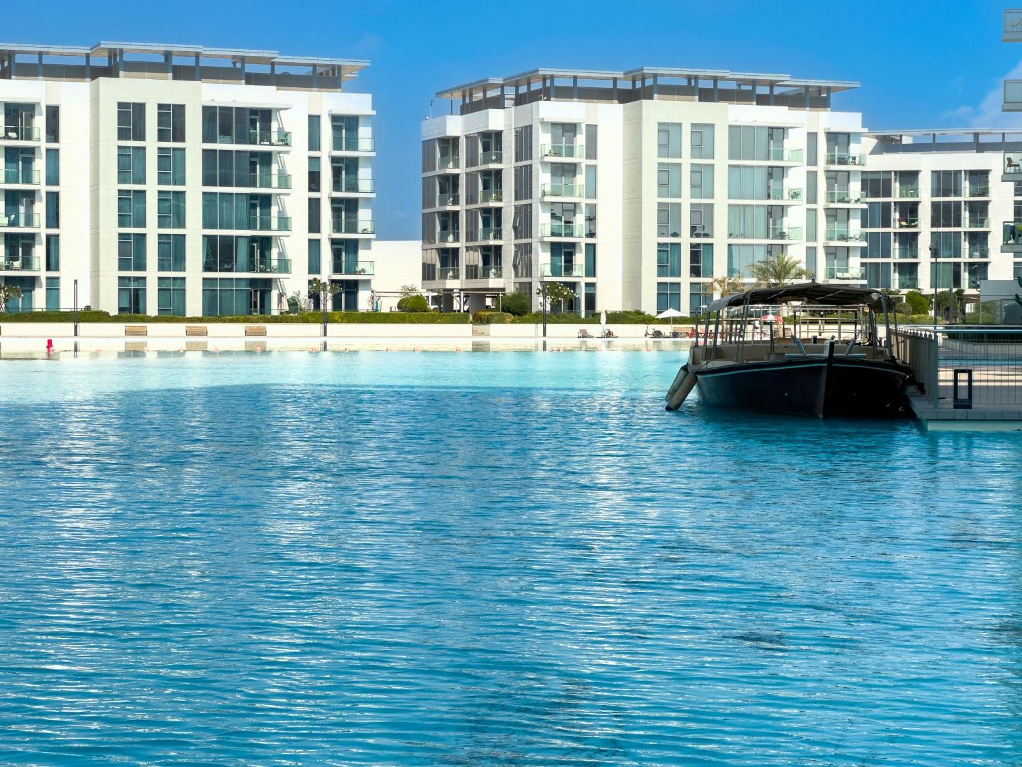 Bookable - District One, Crystal Lagos - 2 Bedroom With Study