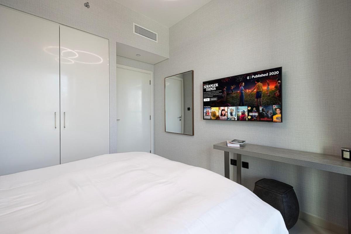 Luxury 2br Burj Khalifa View Mall * Dubai