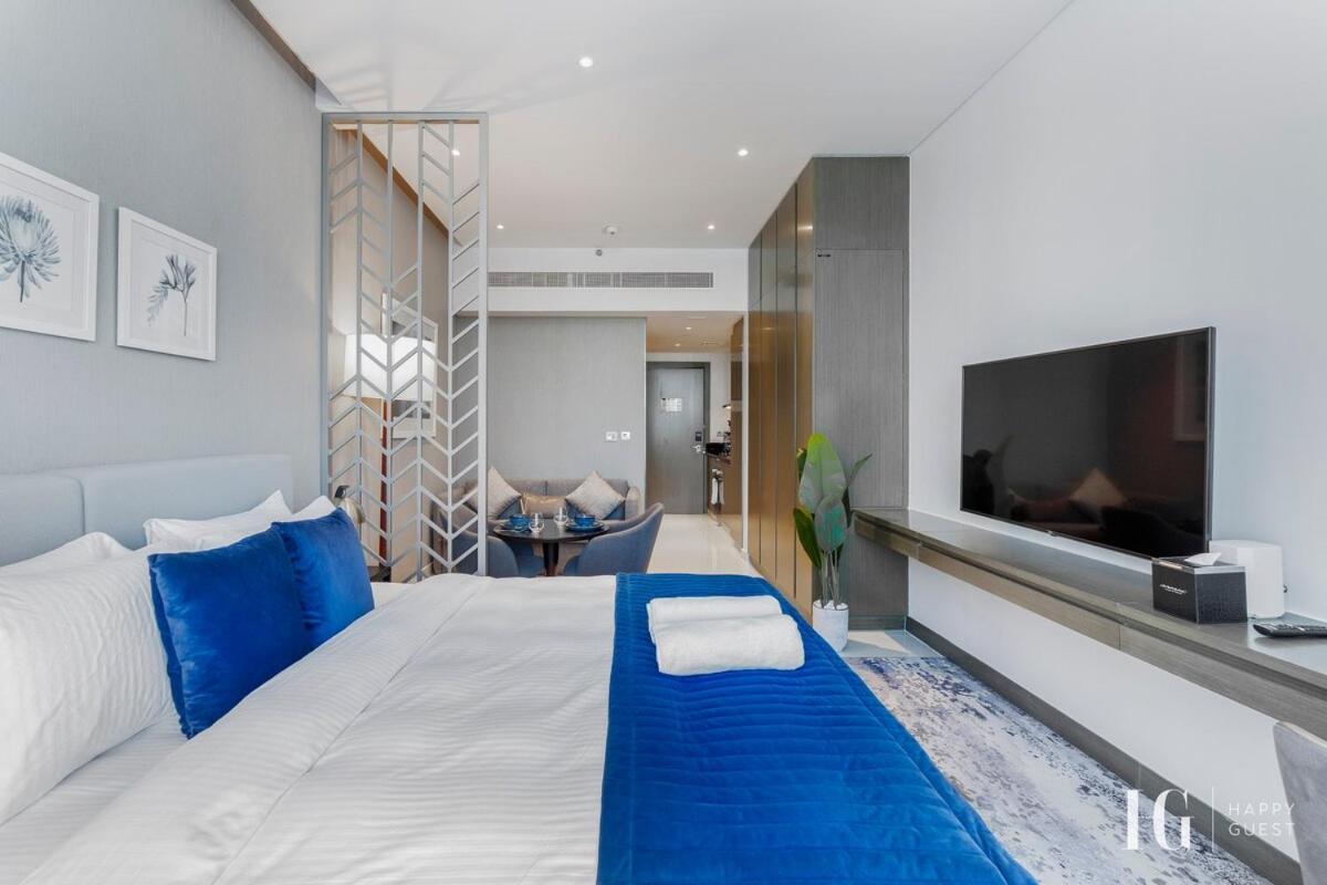 Spacious In Damac Maison Prive Canal Views * Dubai