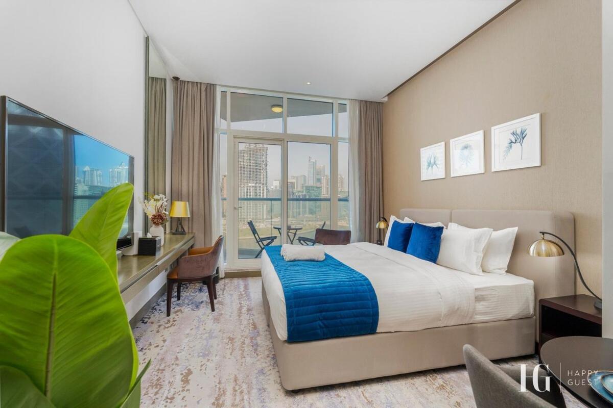 Apartment Spacious In Damac Maison Prive Canal Views