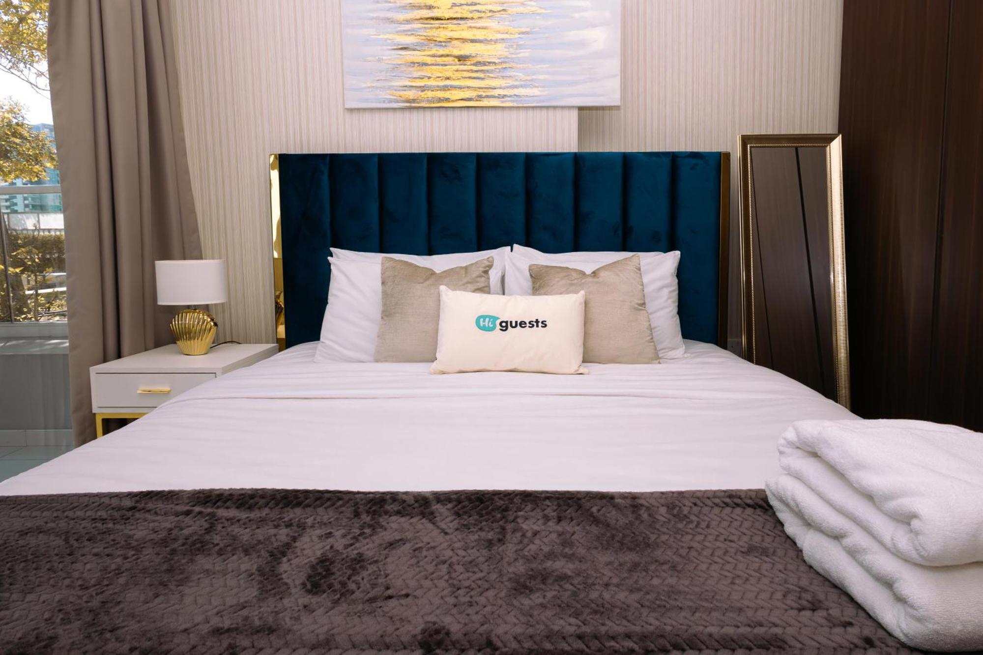Higuests - Vibrant 1br In Business Bay