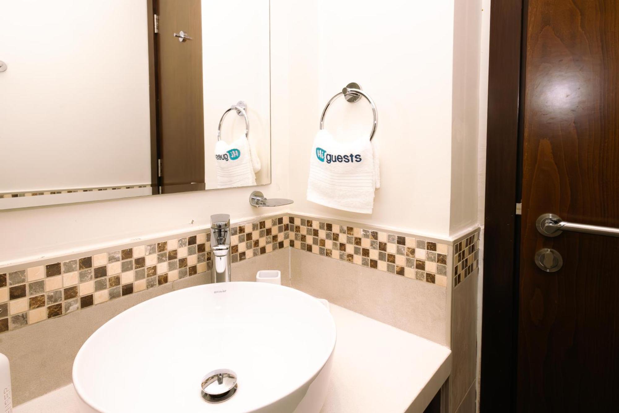 Higuests - Vibrant 1br In Business Bay *