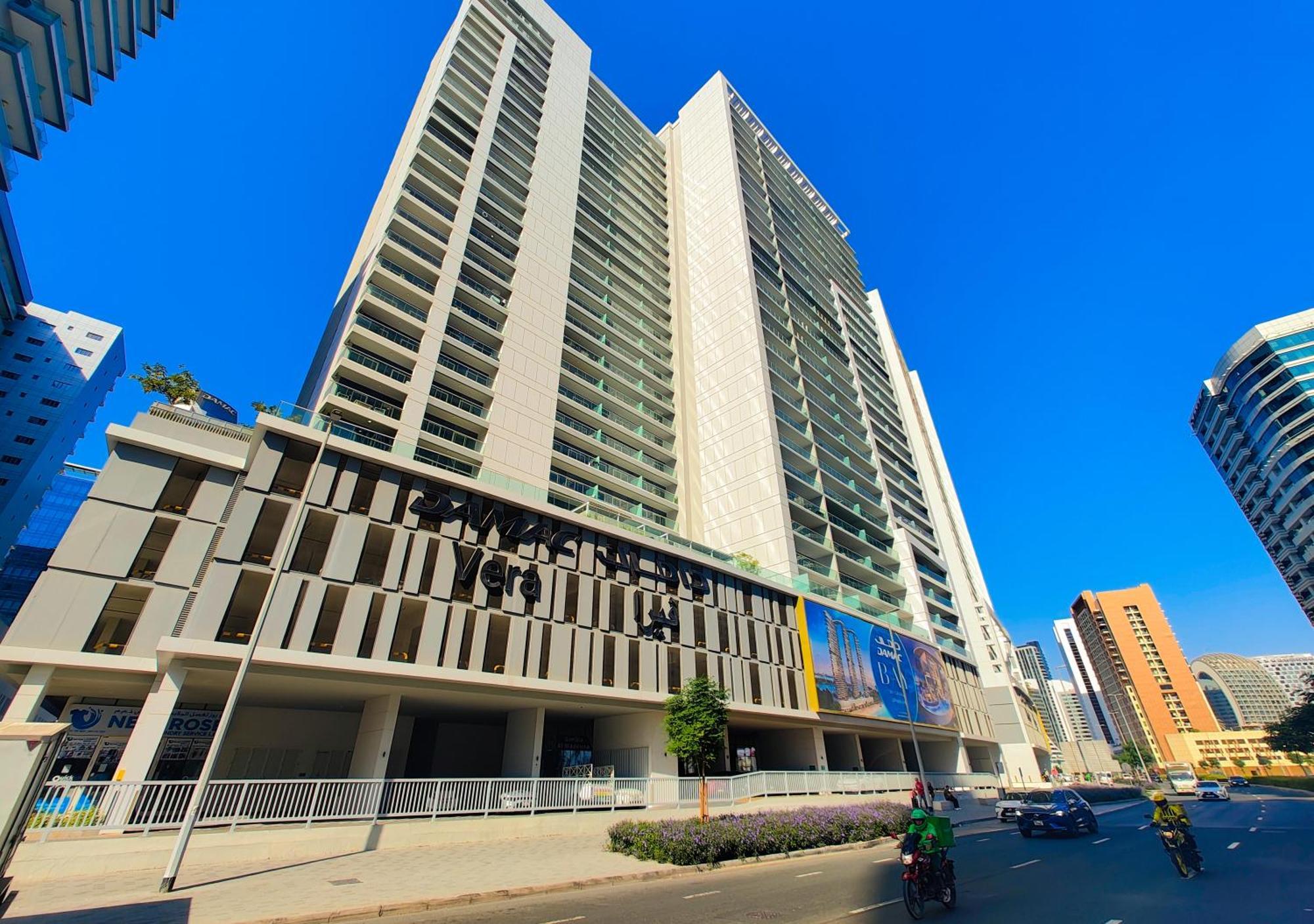 Higuests - Vibrant 1br In Business Bay Dubai