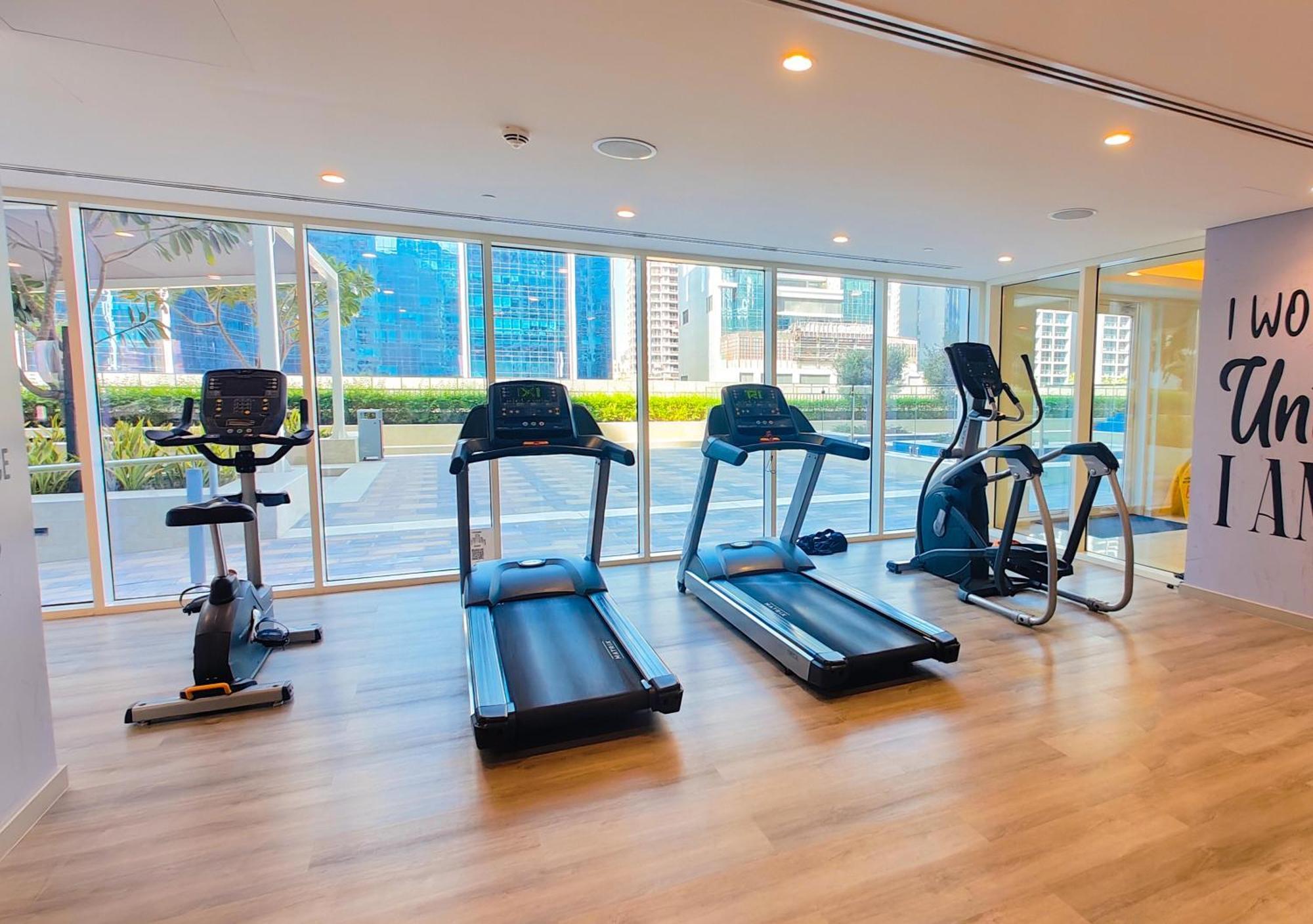 Higuests - Vibrant 1br In Business Bay Apartment