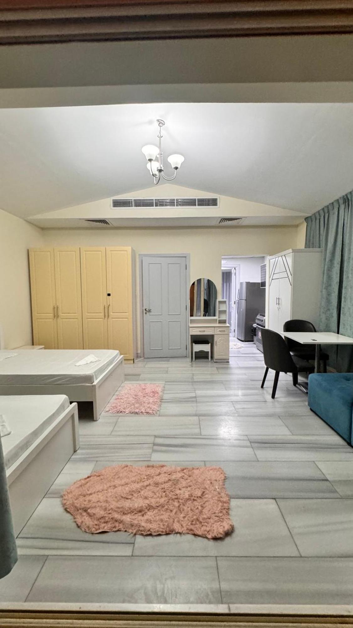 White House Gasthof Dubai