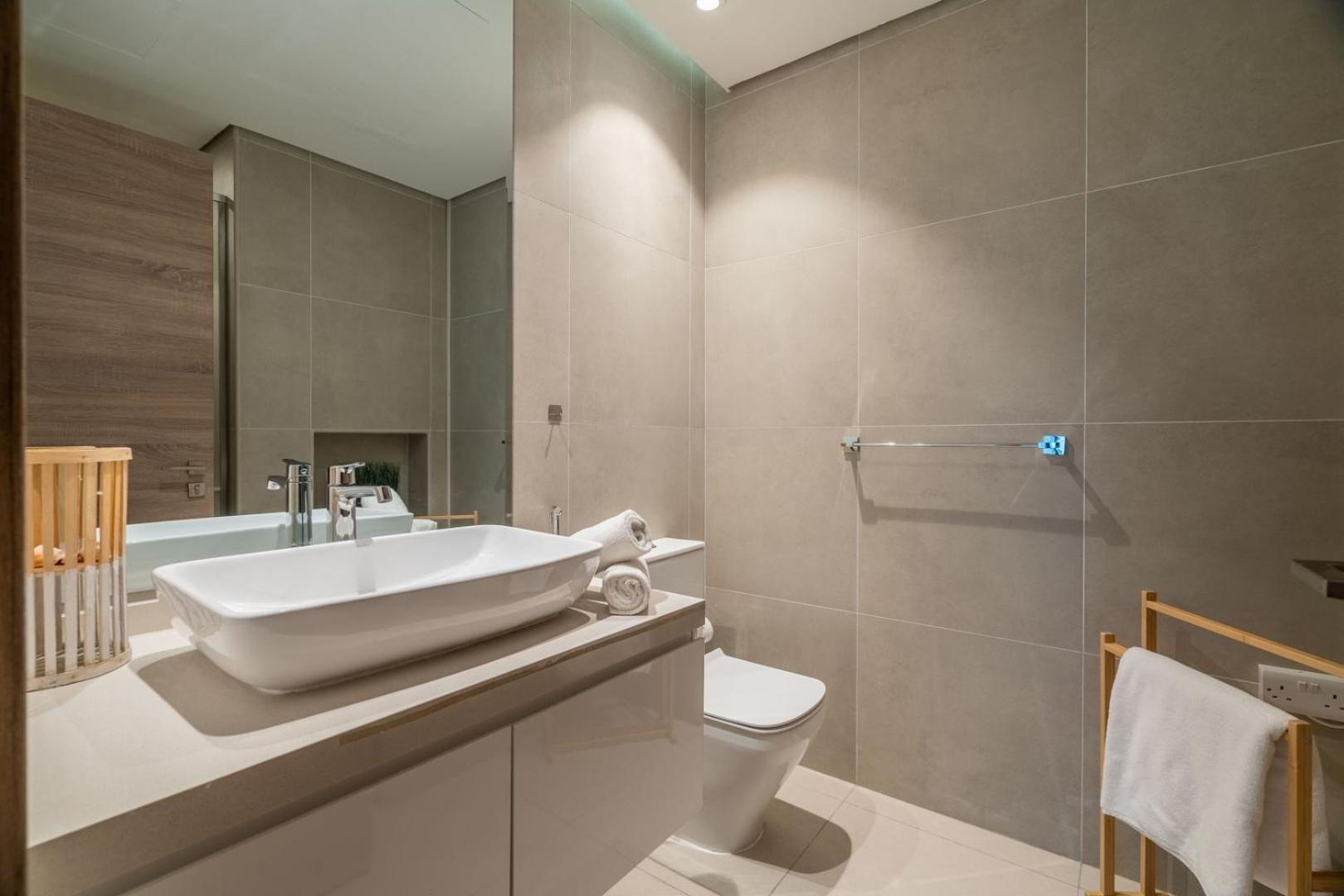 Guestready - Exquisite Living With Marina Views *
