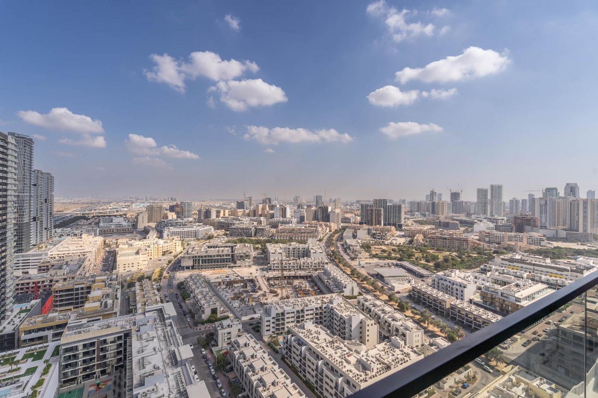 Sky-high Serenity - Stylish 1bhk - 20th Floor Dubai