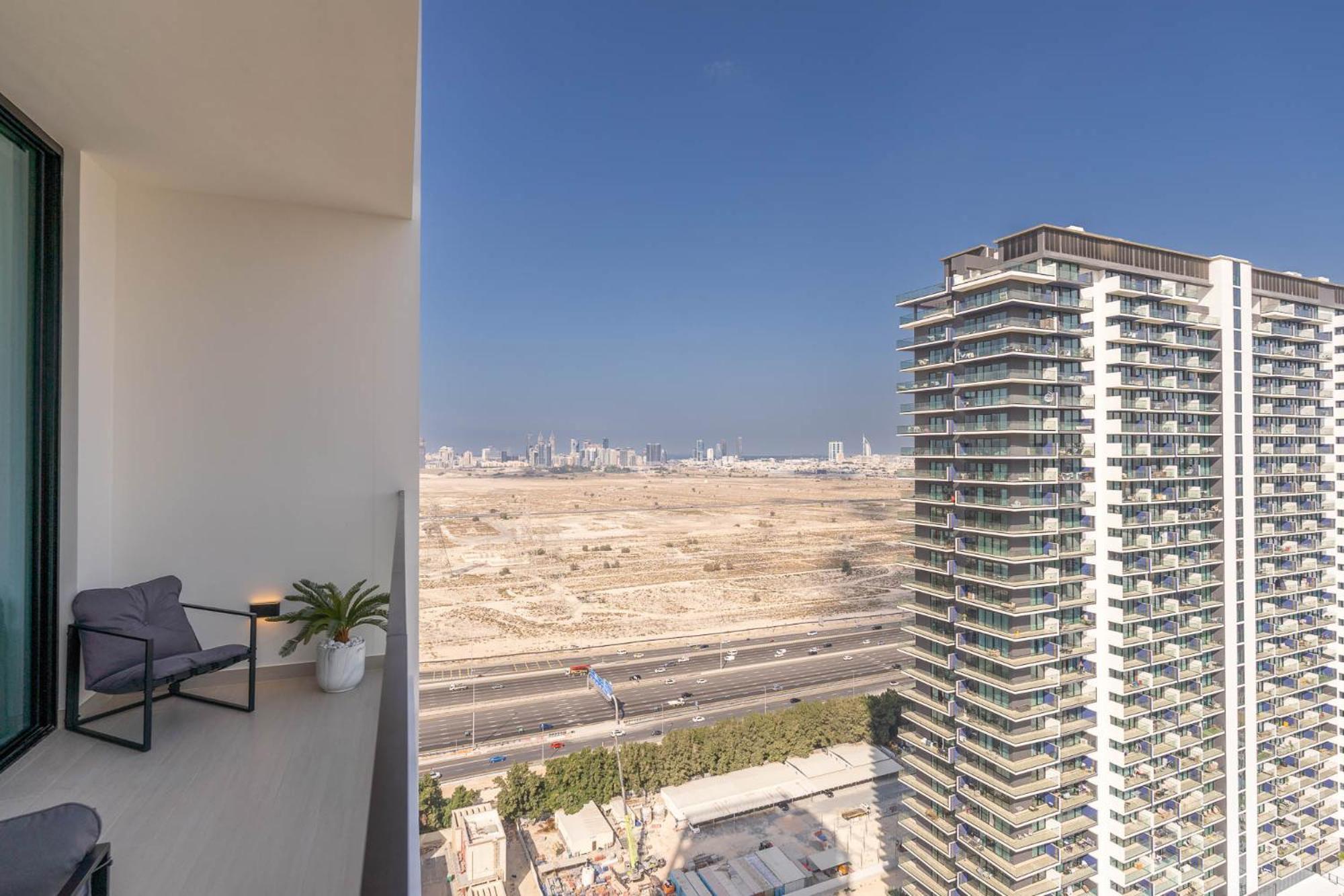 Sky-high Serenity - Stylish 1bhk - 20th Floor Apartment Dubai