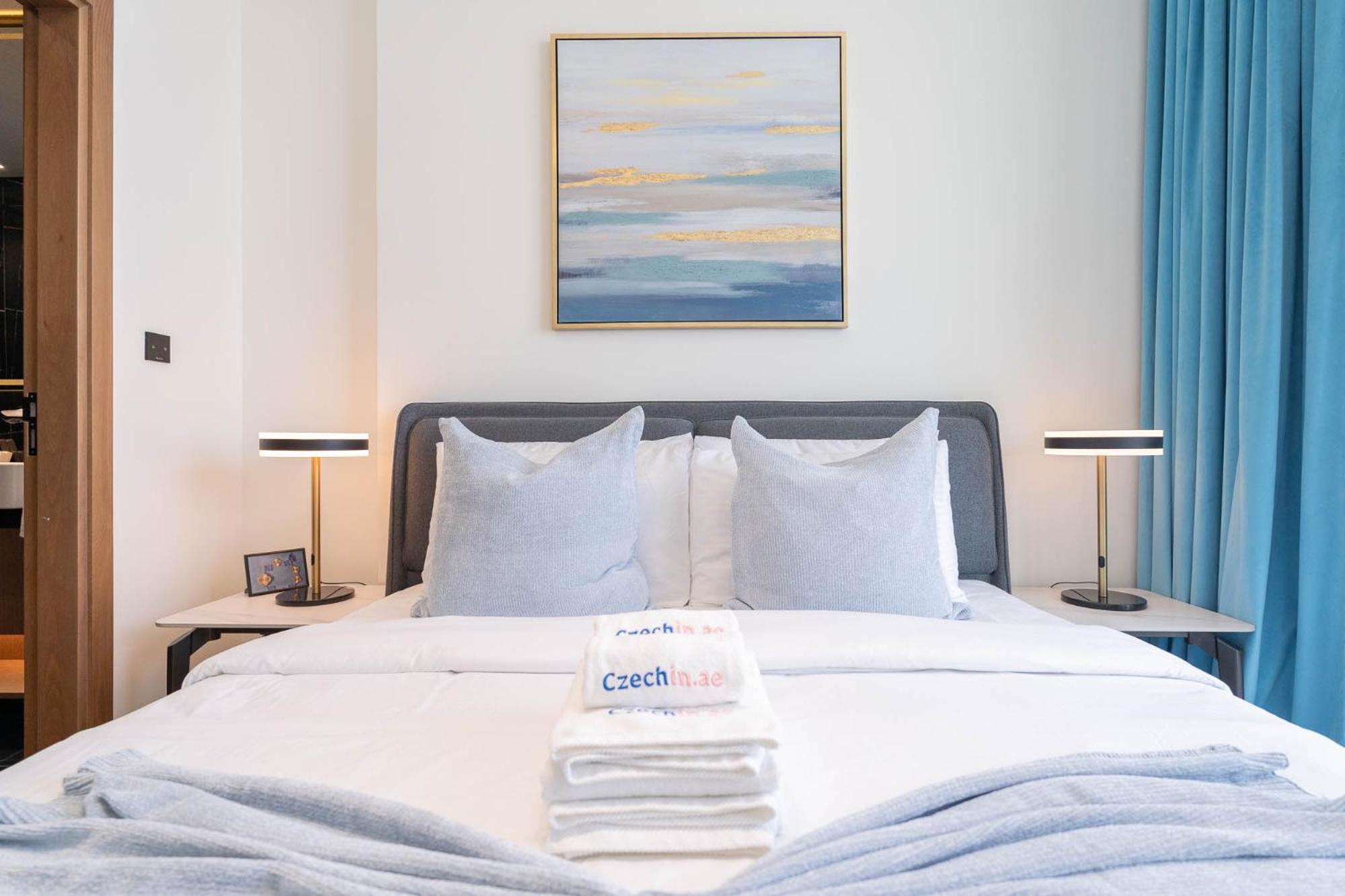 Sky-high Serenity - Stylish 1bhk - 20th Floor *