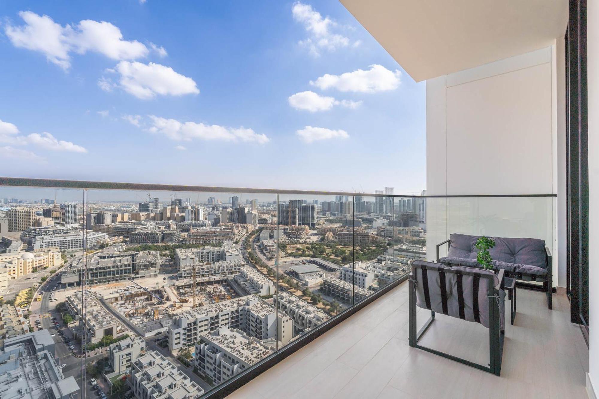 Sky-high Serenity - Stylish 1bhk - 20th Floor Dubai