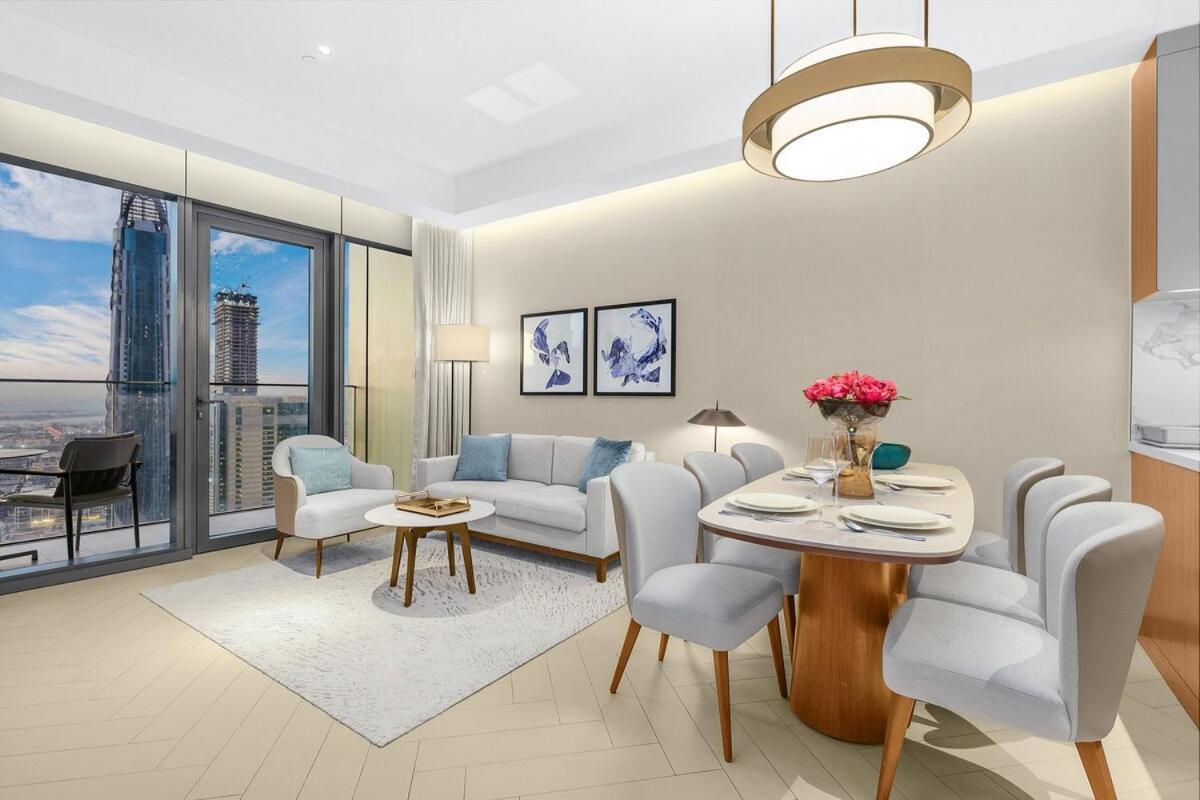 First Class 2br Chic Downtown Escape *