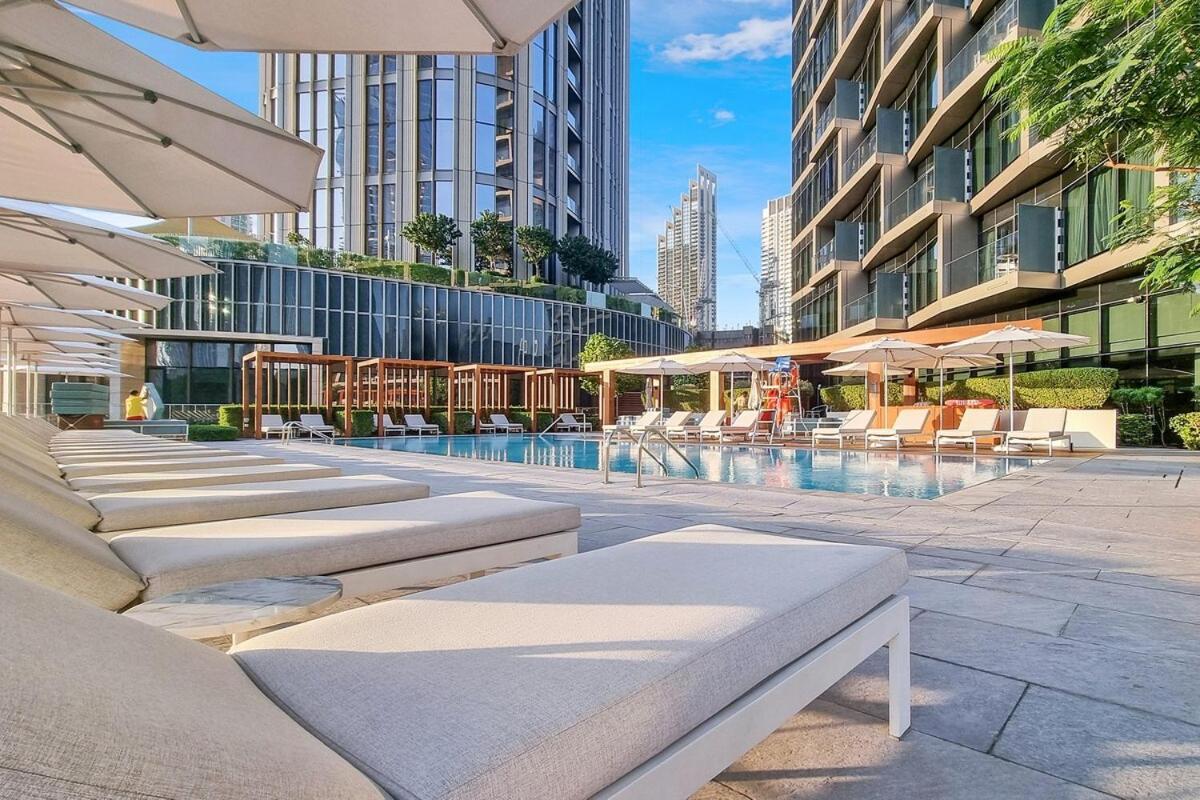 Apartment First Class 2br Chic Downtown Escape Dubai