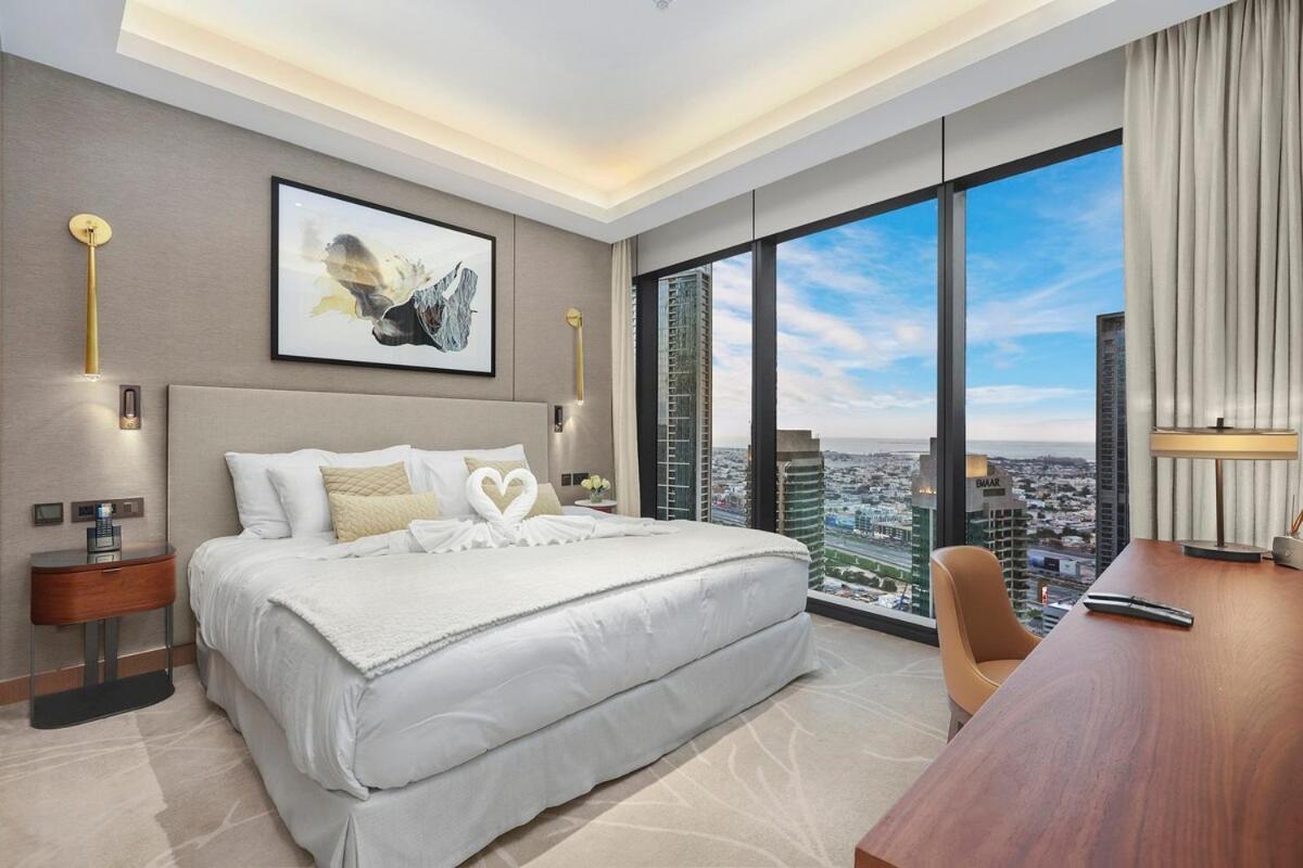First Class 2br Chic Downtown Escape Apartment Dubai
