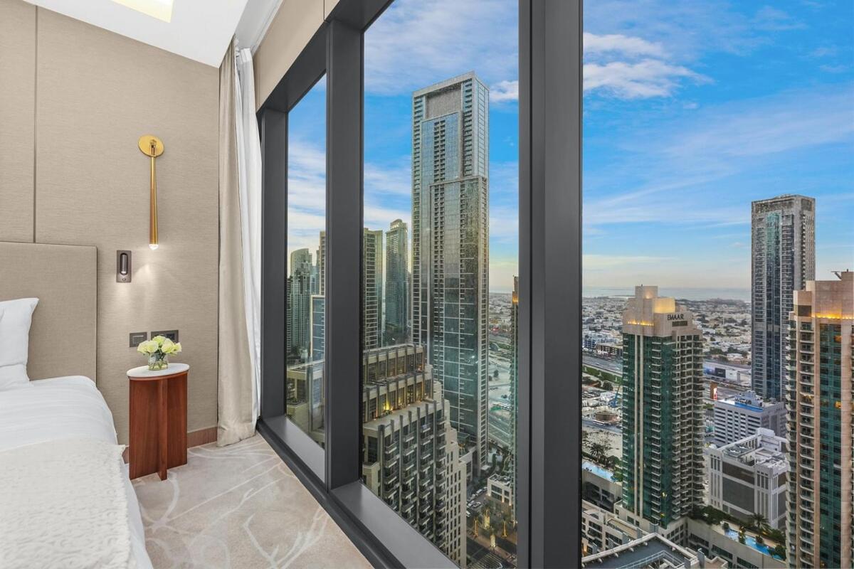First Class 2br Chic Downtown Escape Apartment Dubai